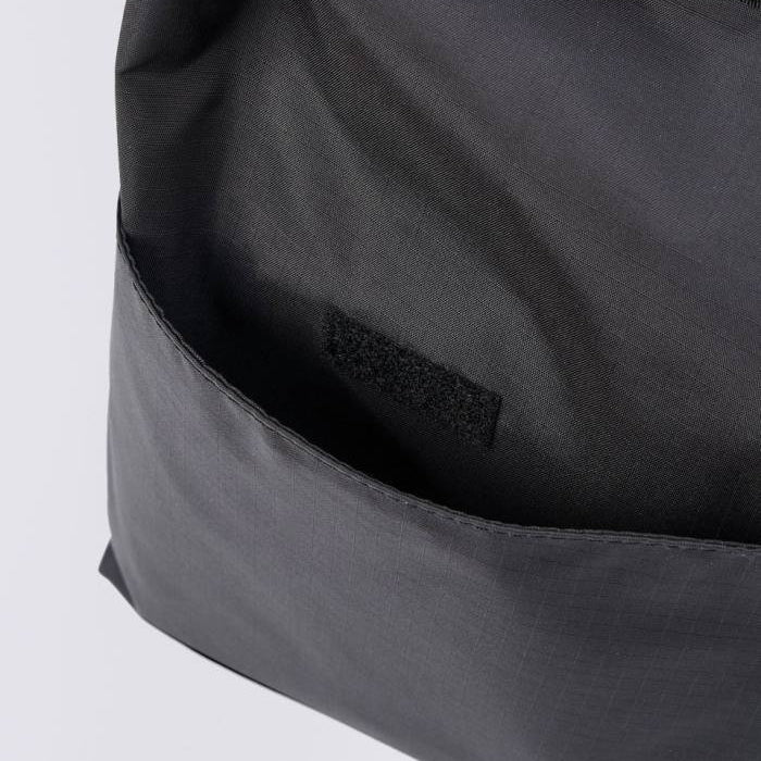 AEVOR Umhängetasche "Shoulder Bag Light Large"
