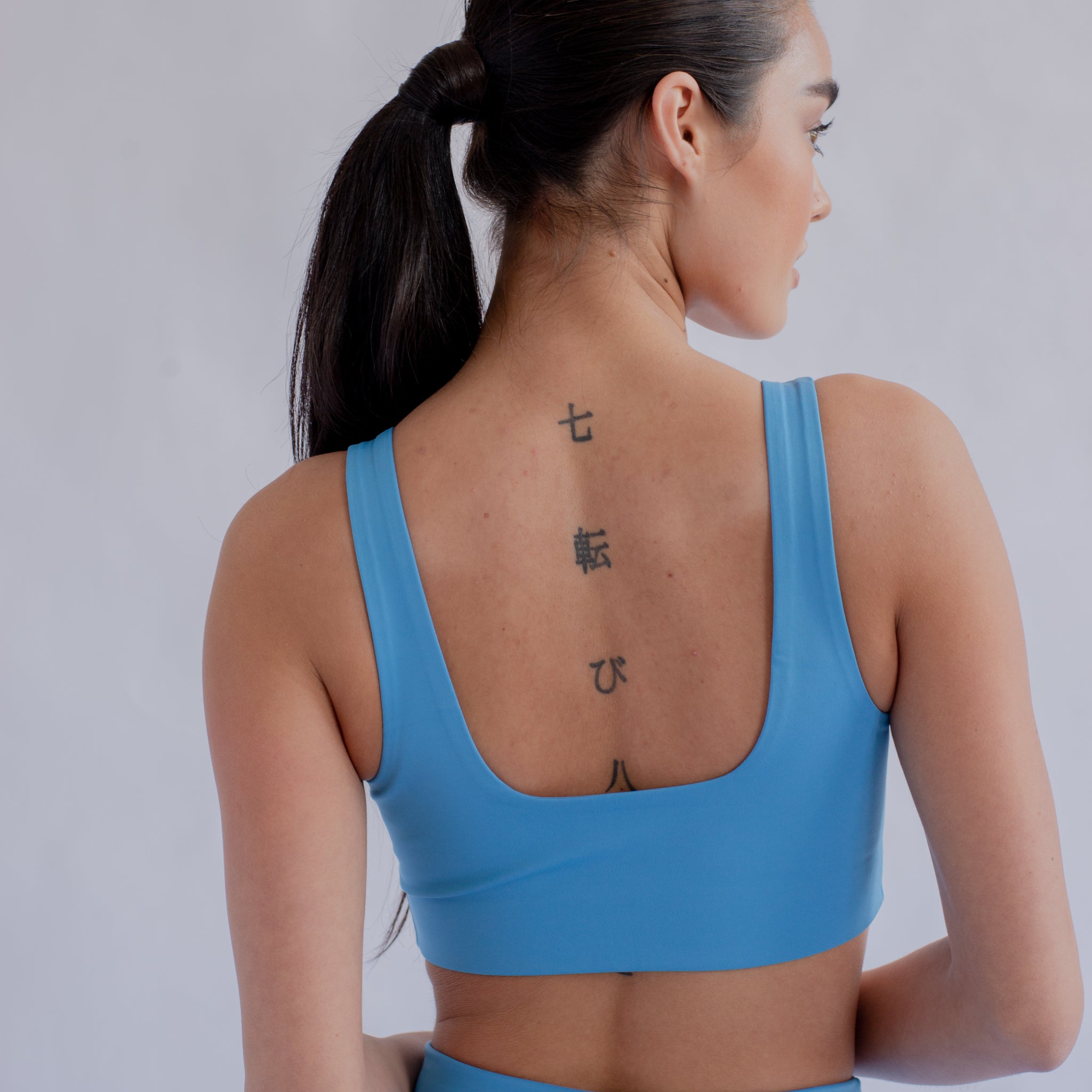 Girlfriend Collective Sport-BH "Tommy" Square Neck