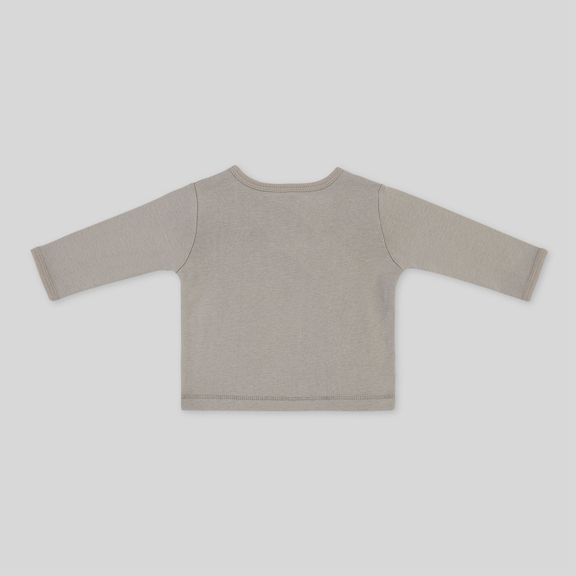 Graues Baby-Langarmshirt, Rückansicht, auf hellem Hintergrund.