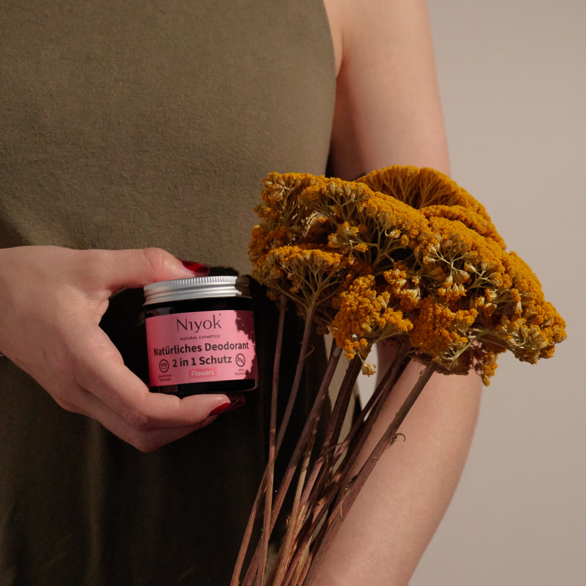 Niyok 2 in 1 anti-transpirante Deocreme - Flowers 40 ml