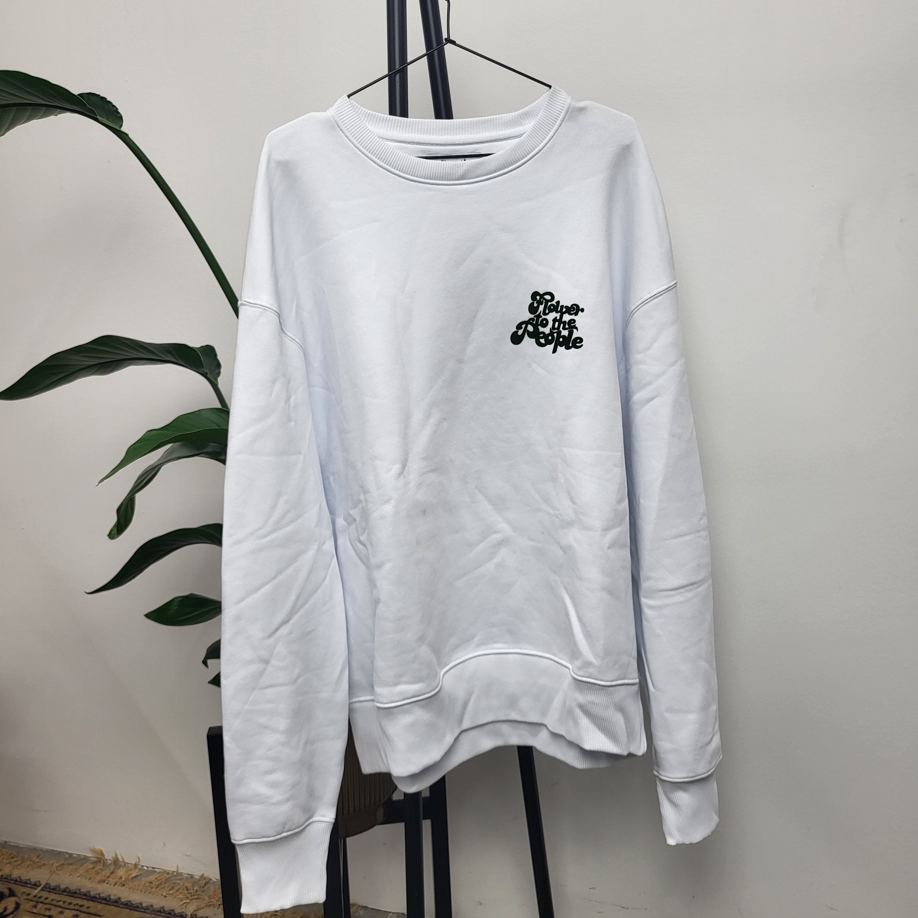 On Vacation Sweater "Flower to the People" XL White
