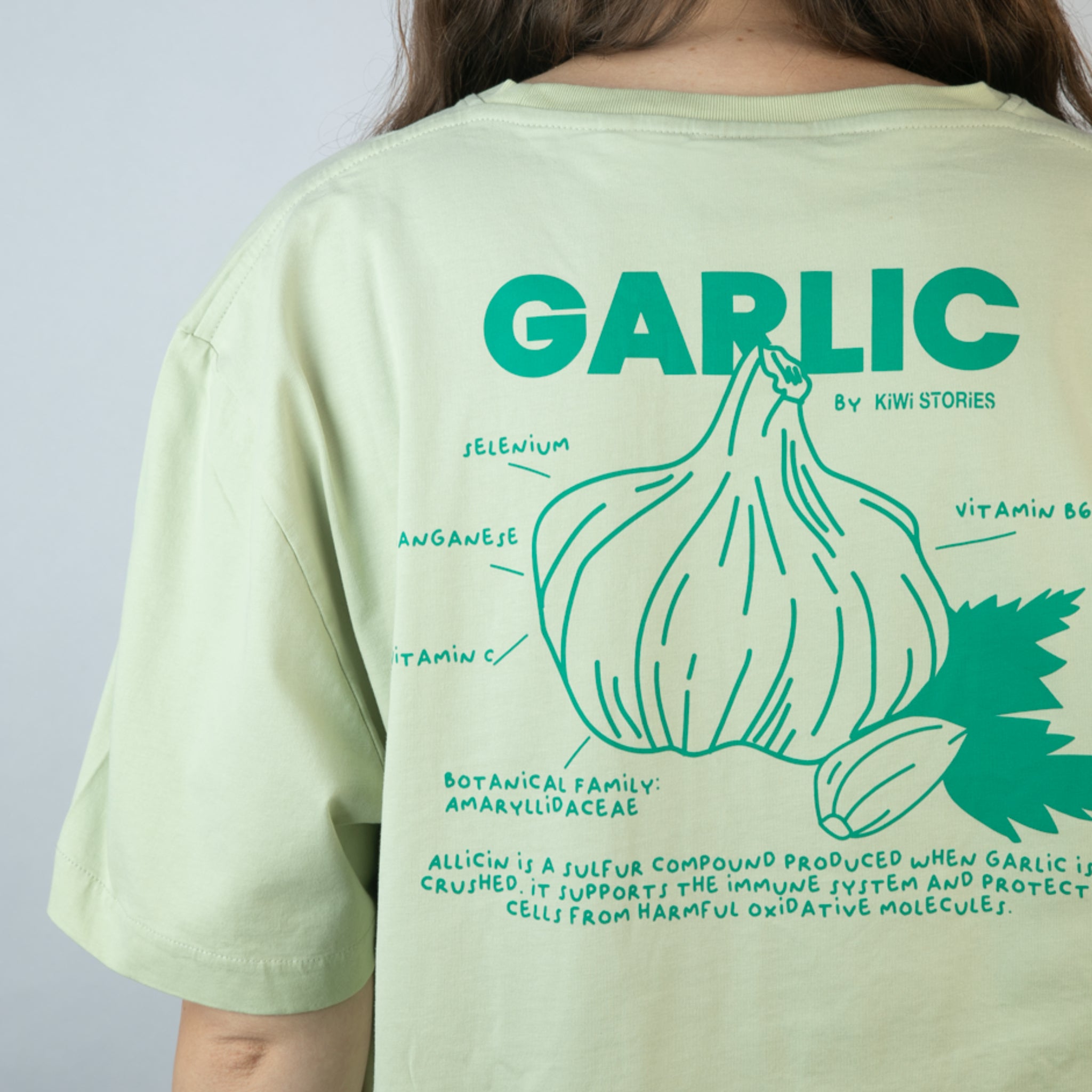 KiWi STORIES Unisex T-Shirt Garlic