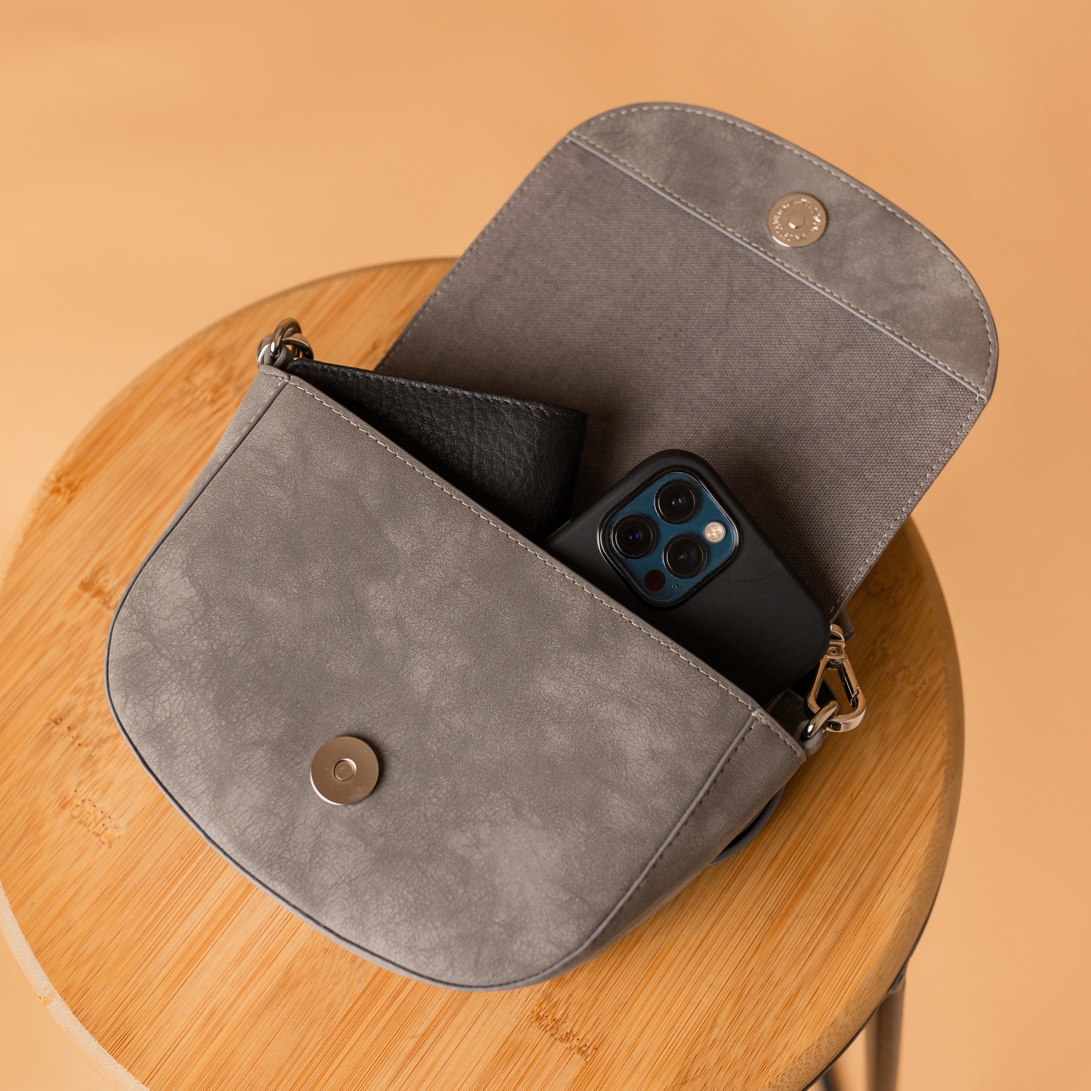 Fitz & Huxley Handtasche "FLORES" halfmoon