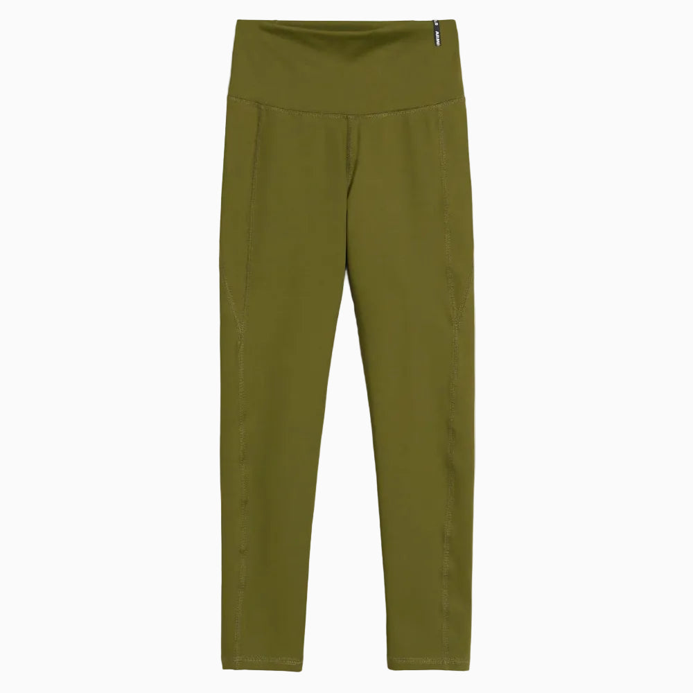 Olivgrüne, hochtaillierte Leggings mit sichtbaren Nähten, flach auf weißem Grund gelegt.