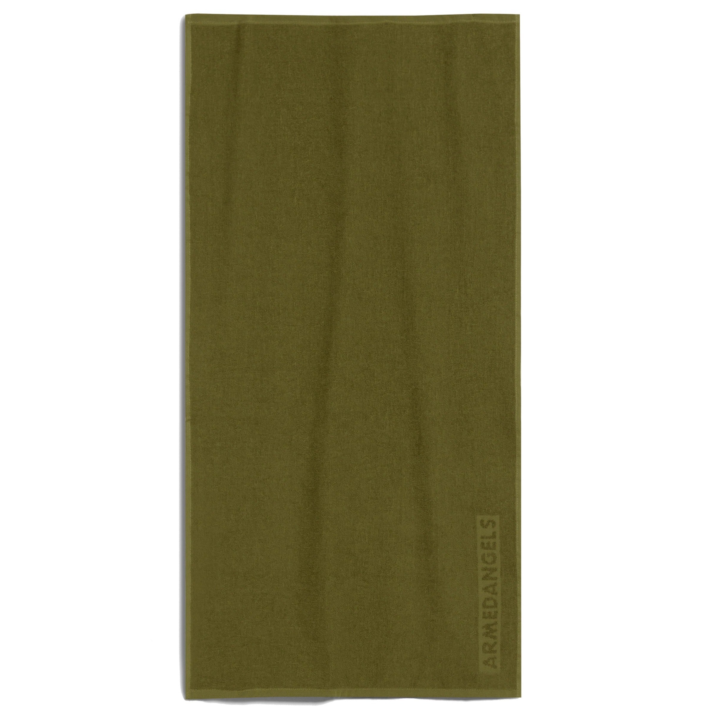 Olivegrüner Schal mit dem Aufdruck "ARMEDANGELS" am unteren Rand.