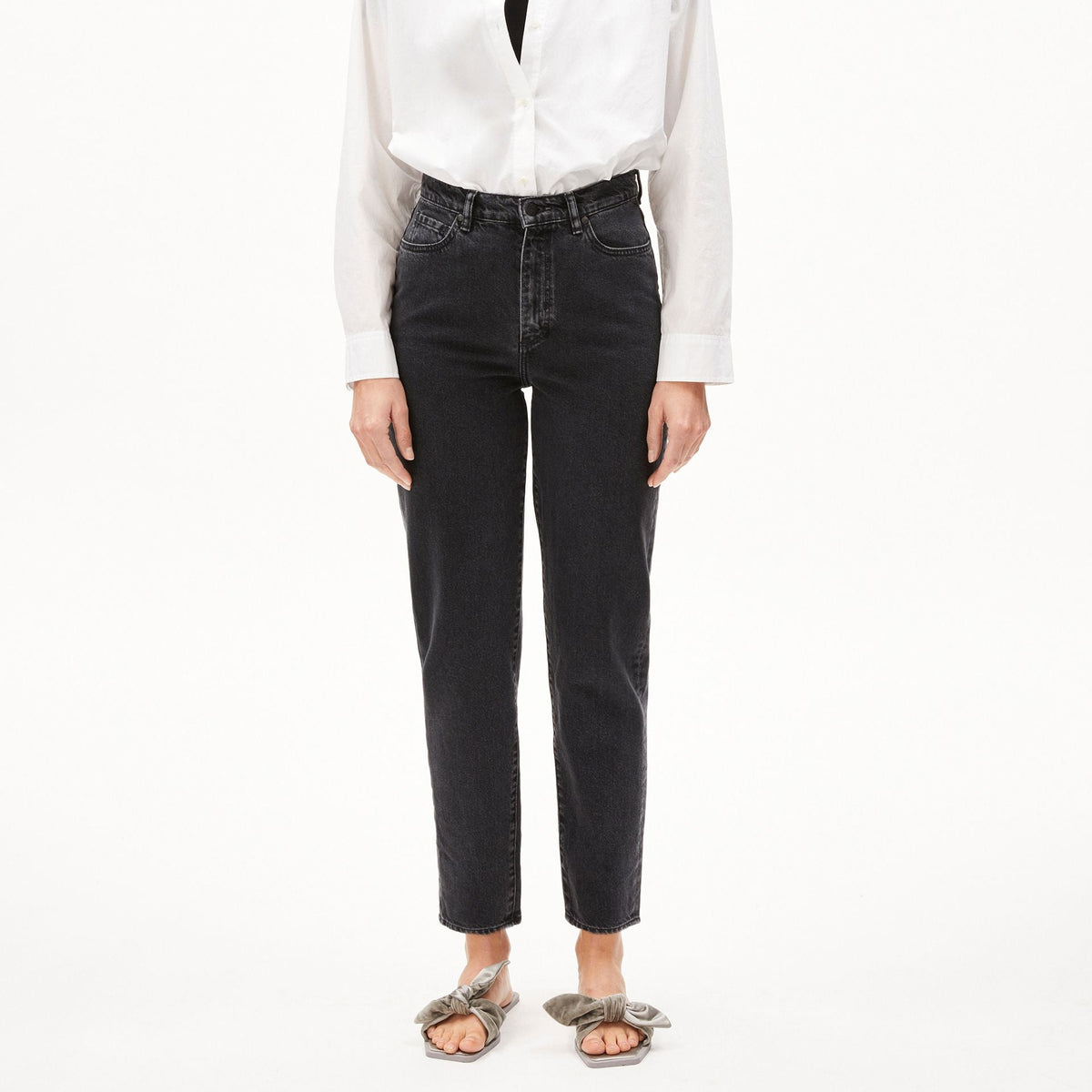 ARMEDANGELS Mom Fit High Waist Jeans "MAIRAA"
