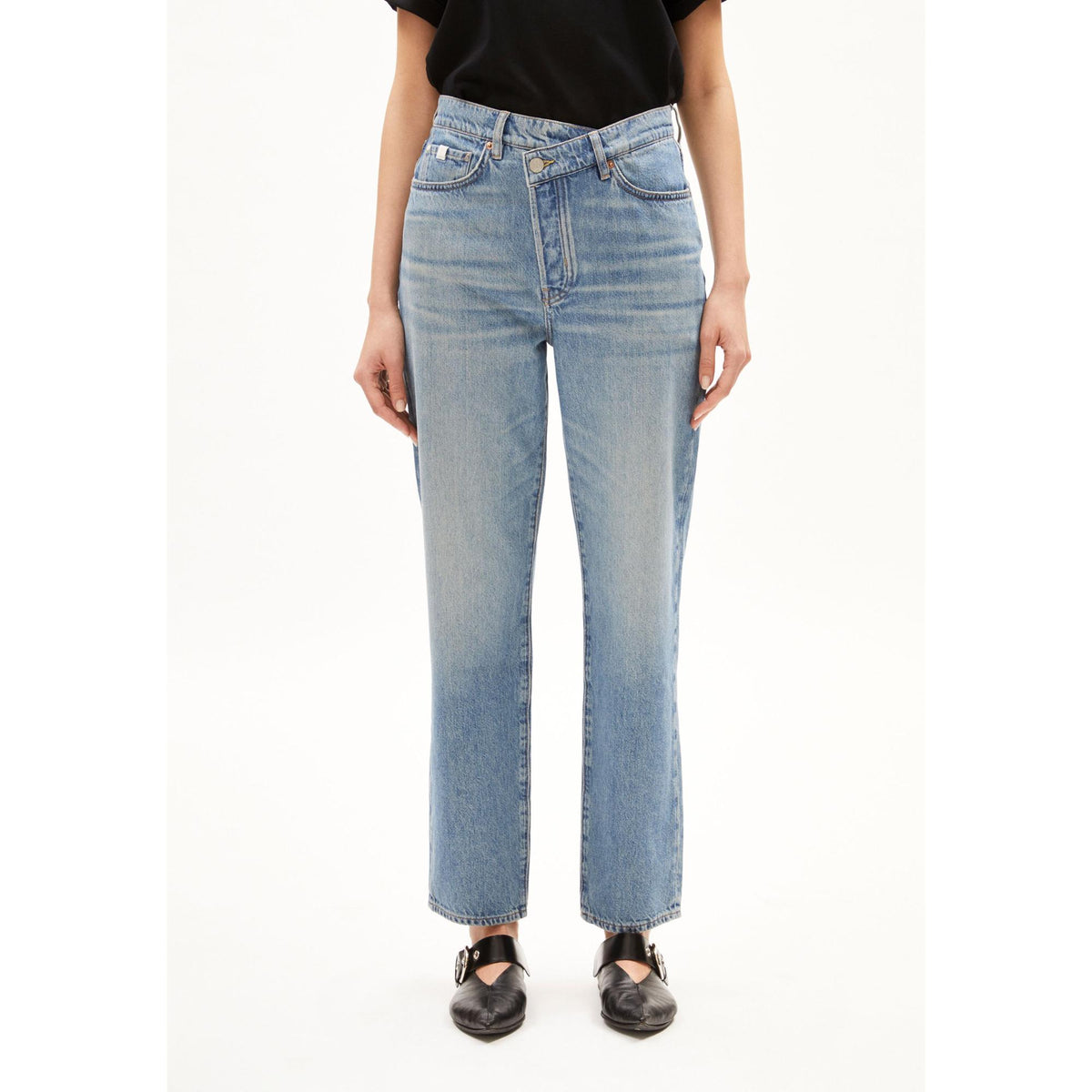 ARMEDANGELS Damen Regular Fit Jeans "AAIKALA DETAIL"