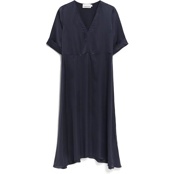 Ein locker sitzendes, kurzärmeliges, marineblaues Kleid mit V-Ausschnitt und leicht ausgestelltem Saum auf weißem Grund.