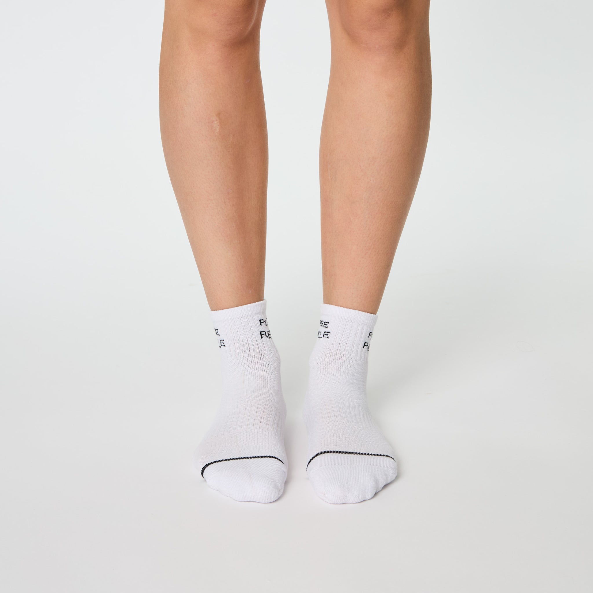 Girlfriend Collective Socks Quarter Crew "Please Recycle" 3er Pack