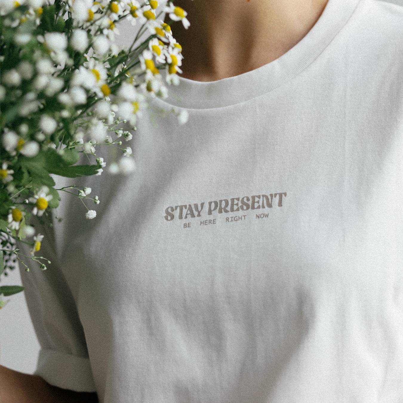 Mady Morrison Shirt "Present"