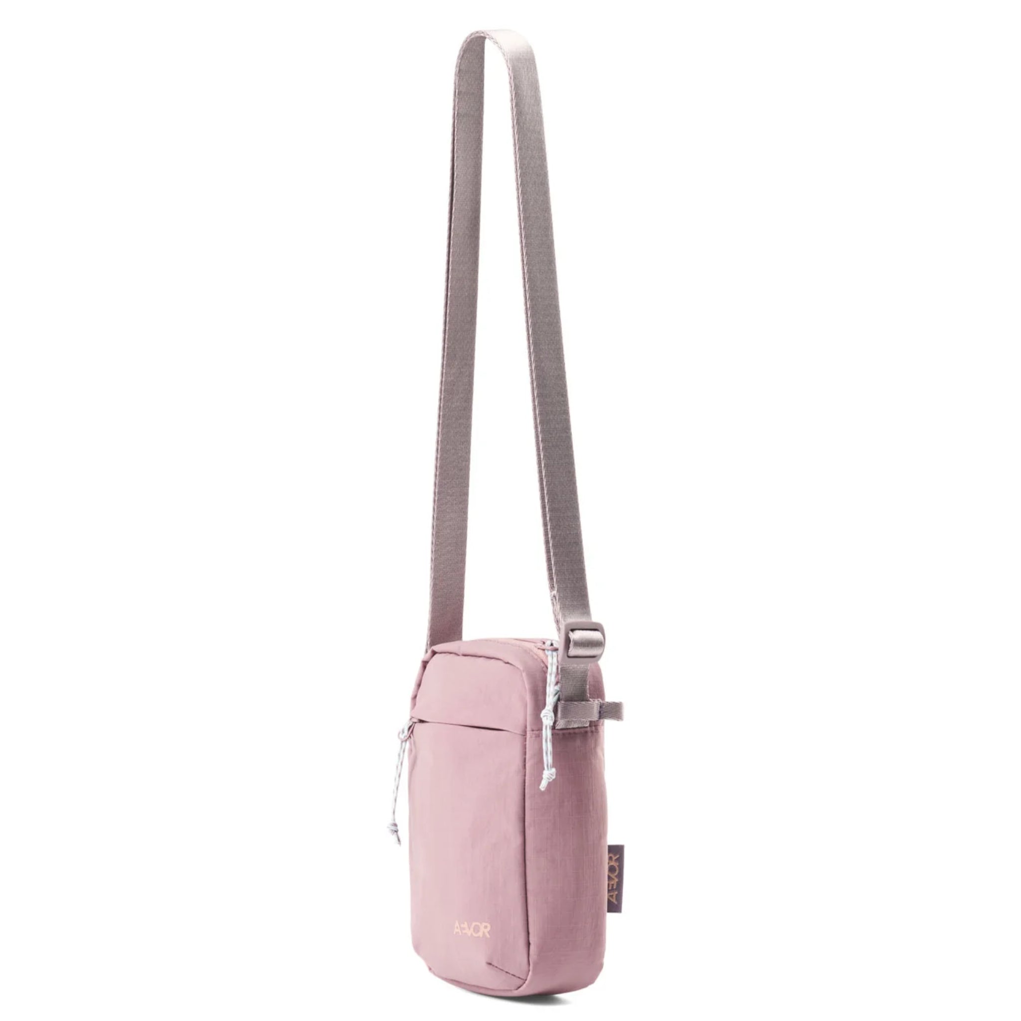 AEVOR Brusttasche "Easy Ride Pouch" Rosewood 12.5 x 5.5 x 18 cm
