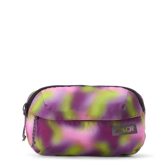 AEVOR Hip Bag "EASE" Ripstop Psychedelic Slush 2 l