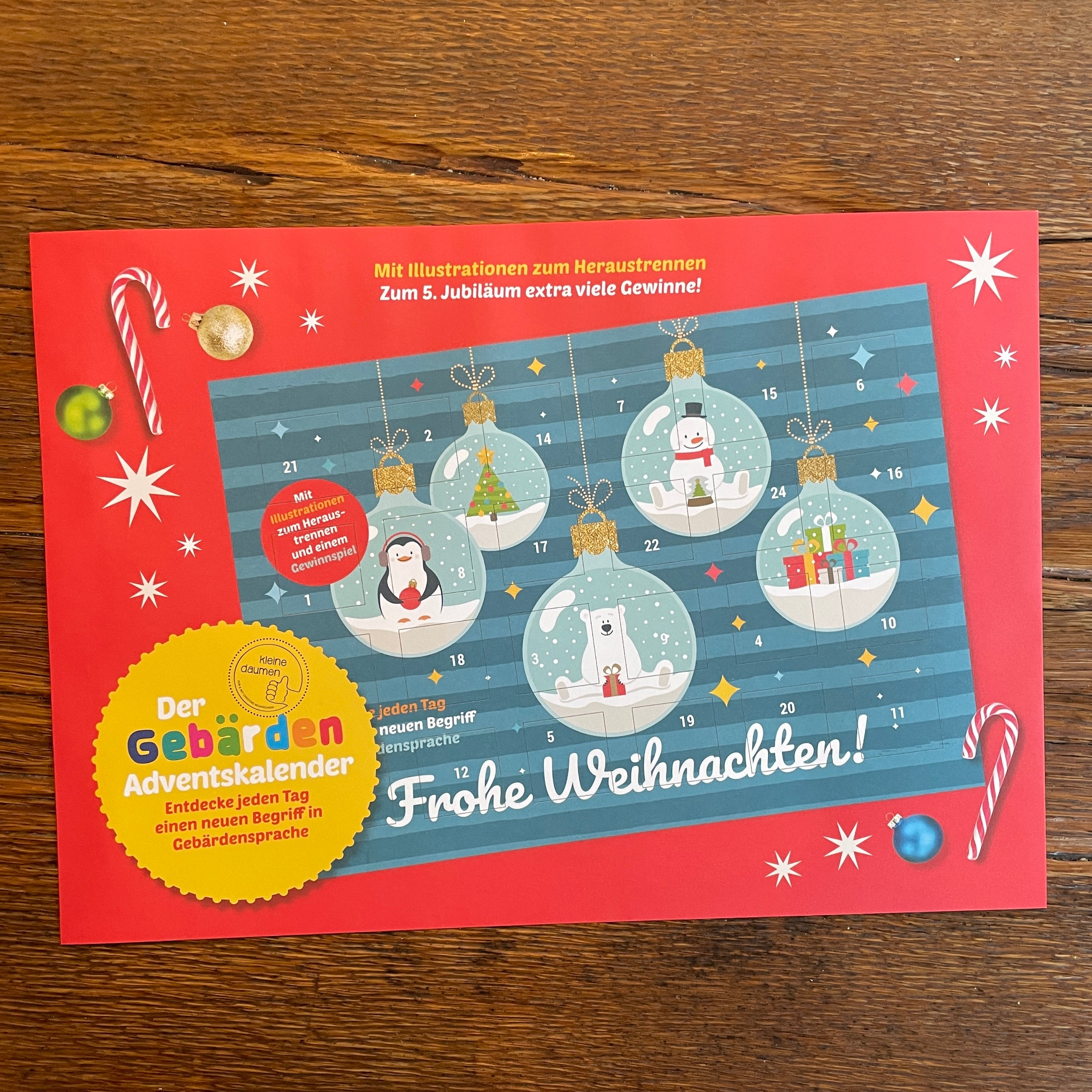 Ein farbenfroher deutscher Adventskalender mit Cartoon-Tieren im Weihnachtsschmuck, Zahlen für jeden Tag und festlichen Dekorationen. Der Text lautet Der Gebärden Adventskalender und Frohe Weihnachten! auf rotem Hintergrund.
