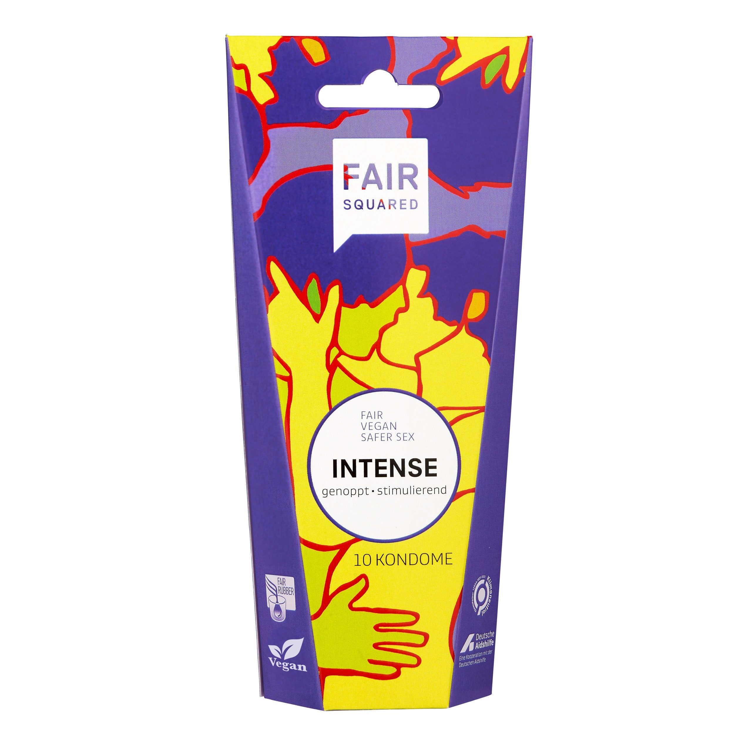 Eine lila-gelbe Schachtel mit veganen Kondomen FAIR SQUARED Intense mit abstrakten Hand- und Baummotiven und der Aufschrift "FAIR VEGAN SAFER SEX INTENSE genoppt - stimulierend, 10 Kondome." Vegane und Öko-Etiketten sind sichtbar.