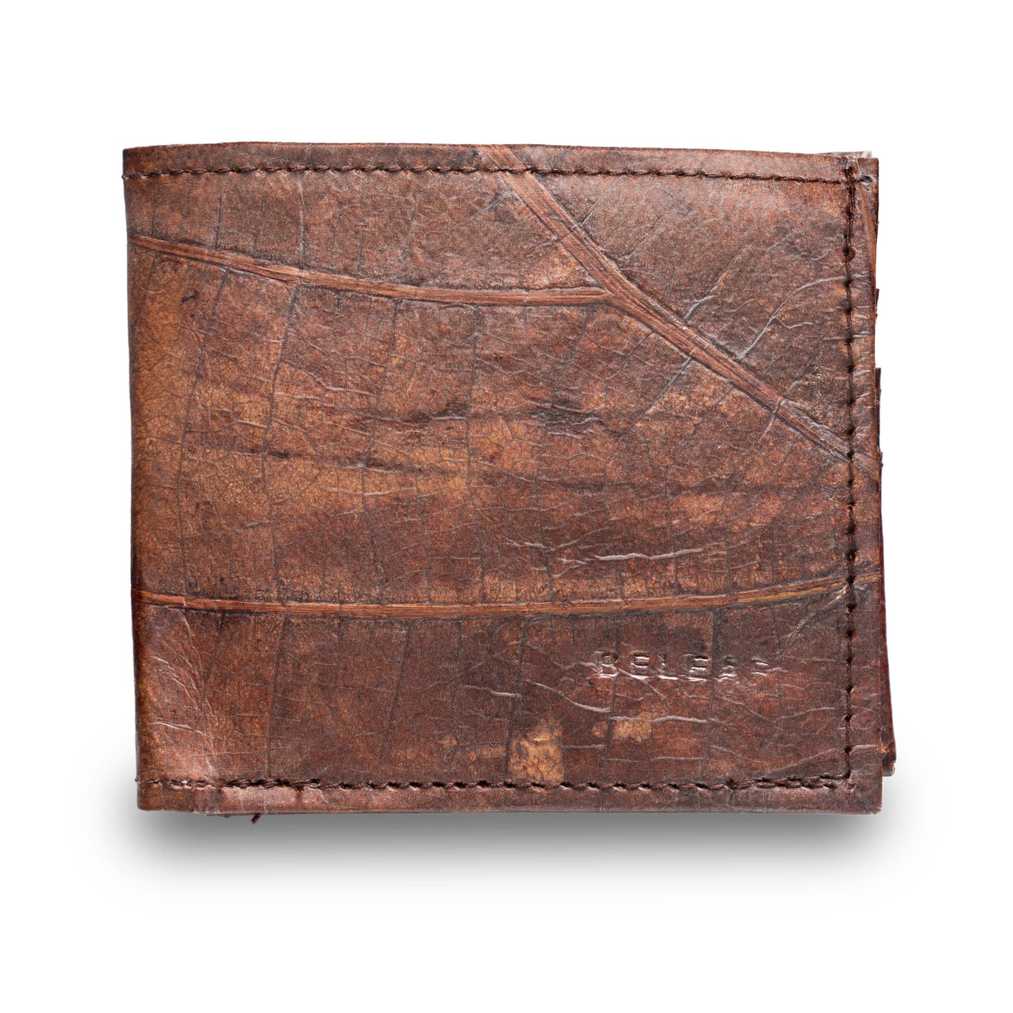 Braune Leder-Geldbörse mit leichter Textur und sichtbaren Nähten, quadratische Form.