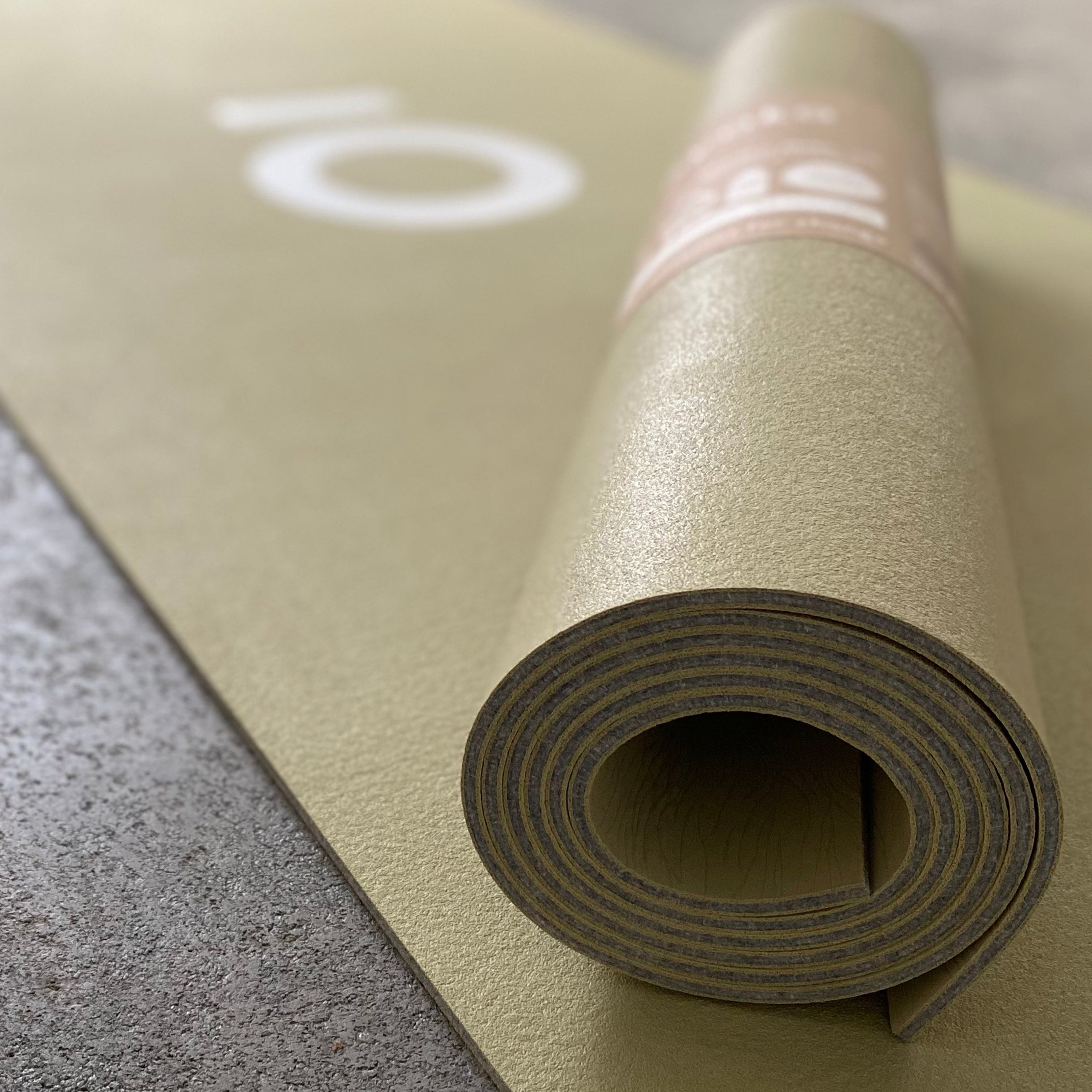 yoyoka Yogamatte "Mindful Mate" - Dritte Wahl Grellow