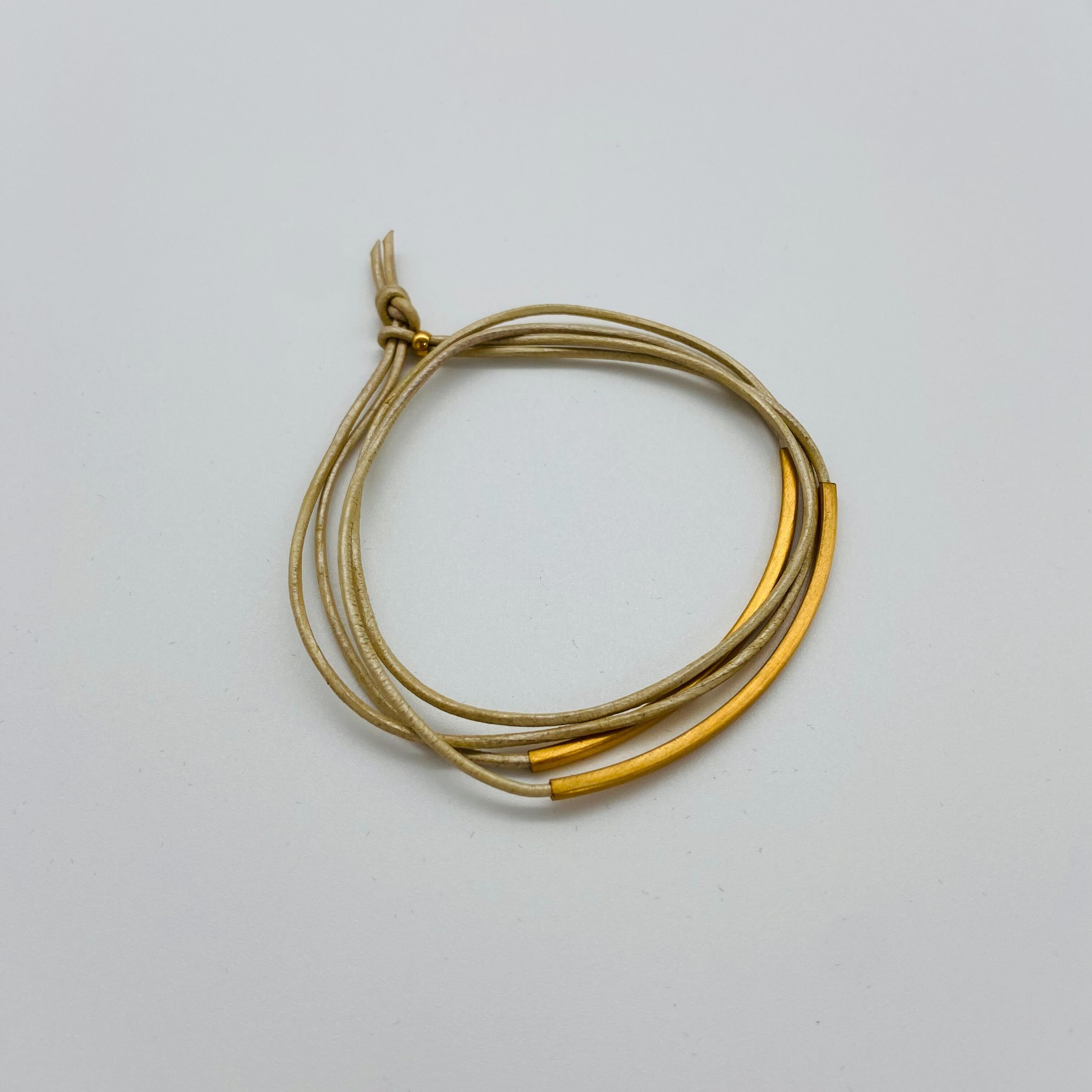 pikfine Lederarmband "Tingval" Perlmutt Gold
