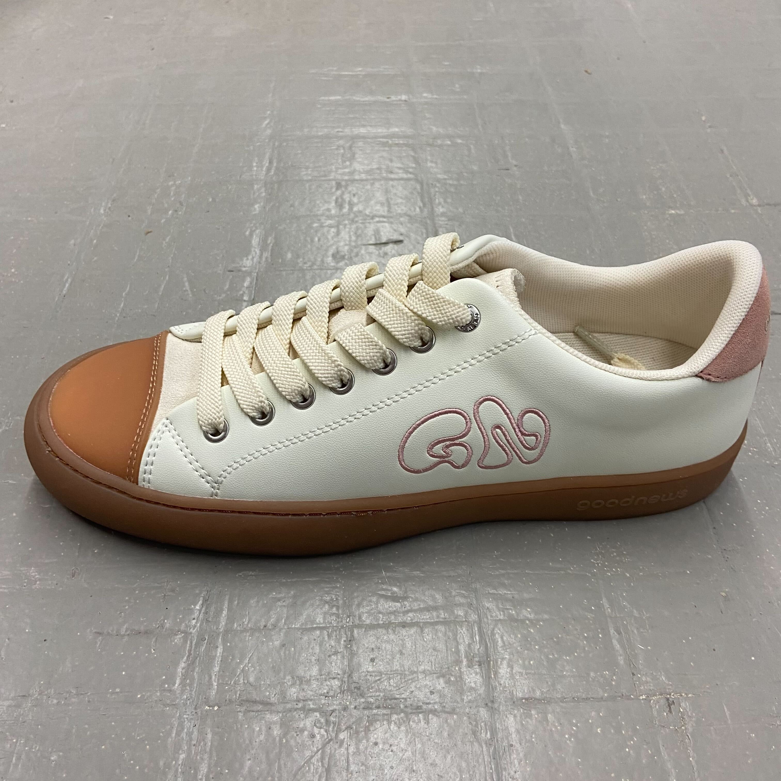 Good News London "Slimer" White Pink