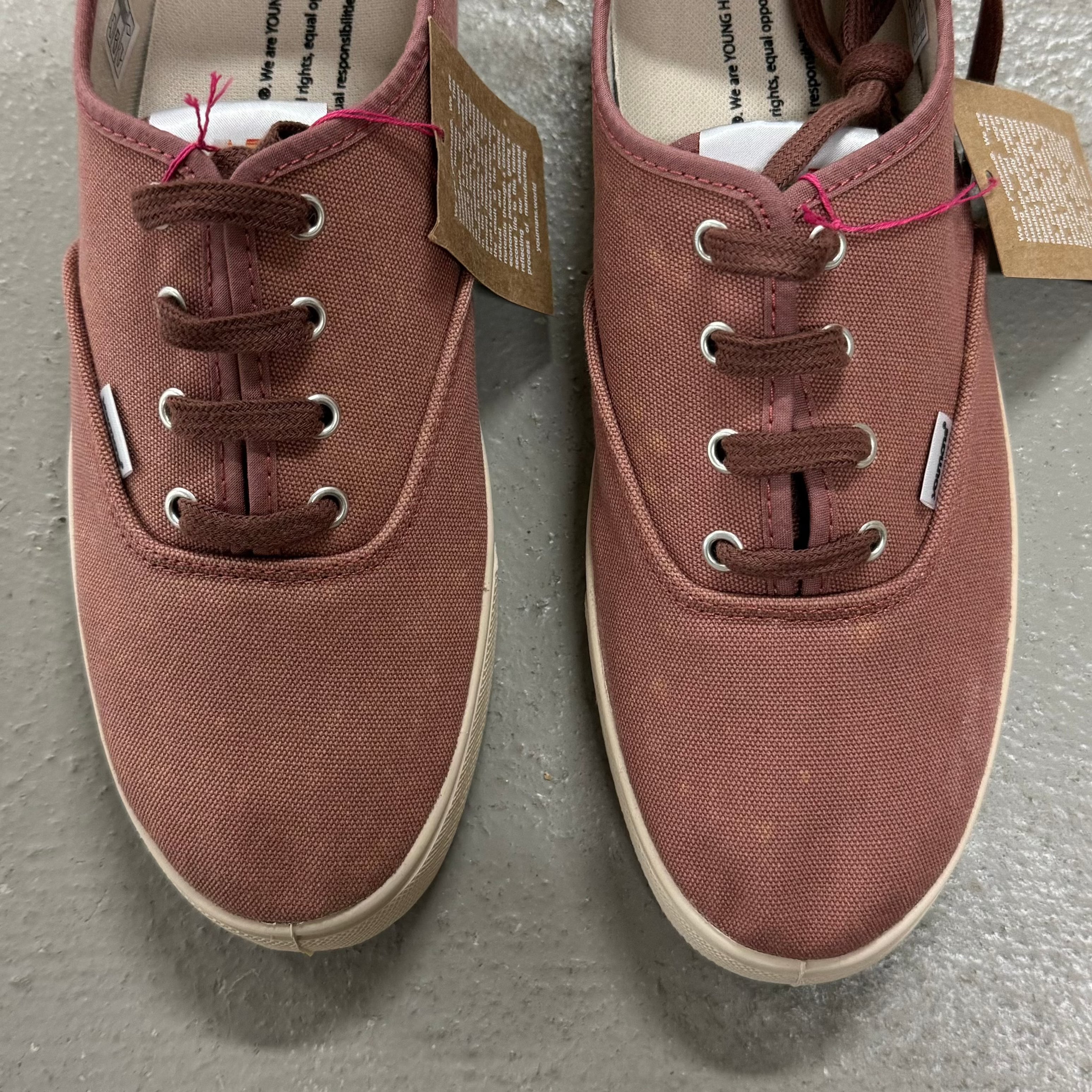 Youmans Unisex Canvas Sneaker "Clearwater" - Rotbraun - Dritte Wahl 42