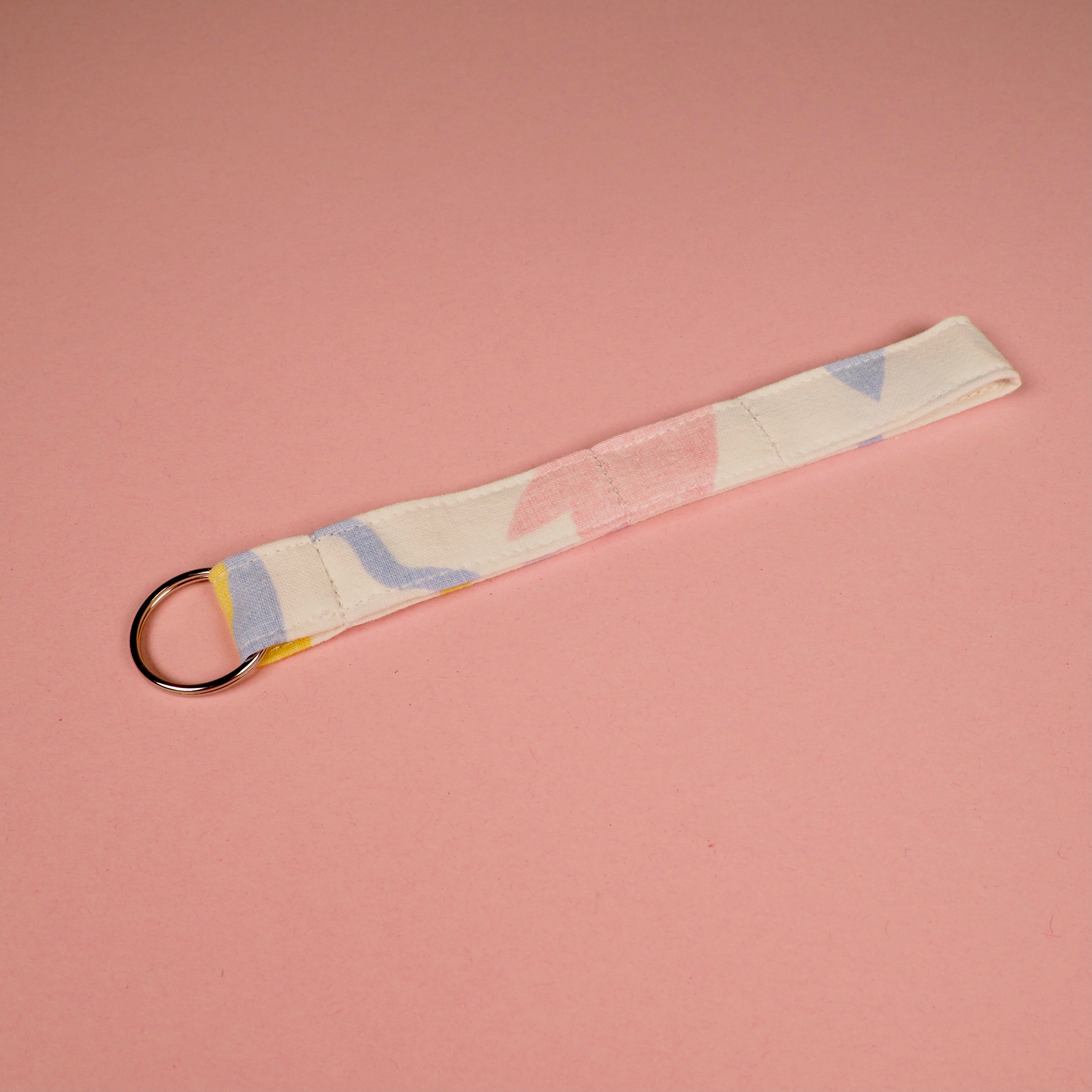 wassi handmade Schlüsselanhänger Kurz (19 cm) Weiß bunt