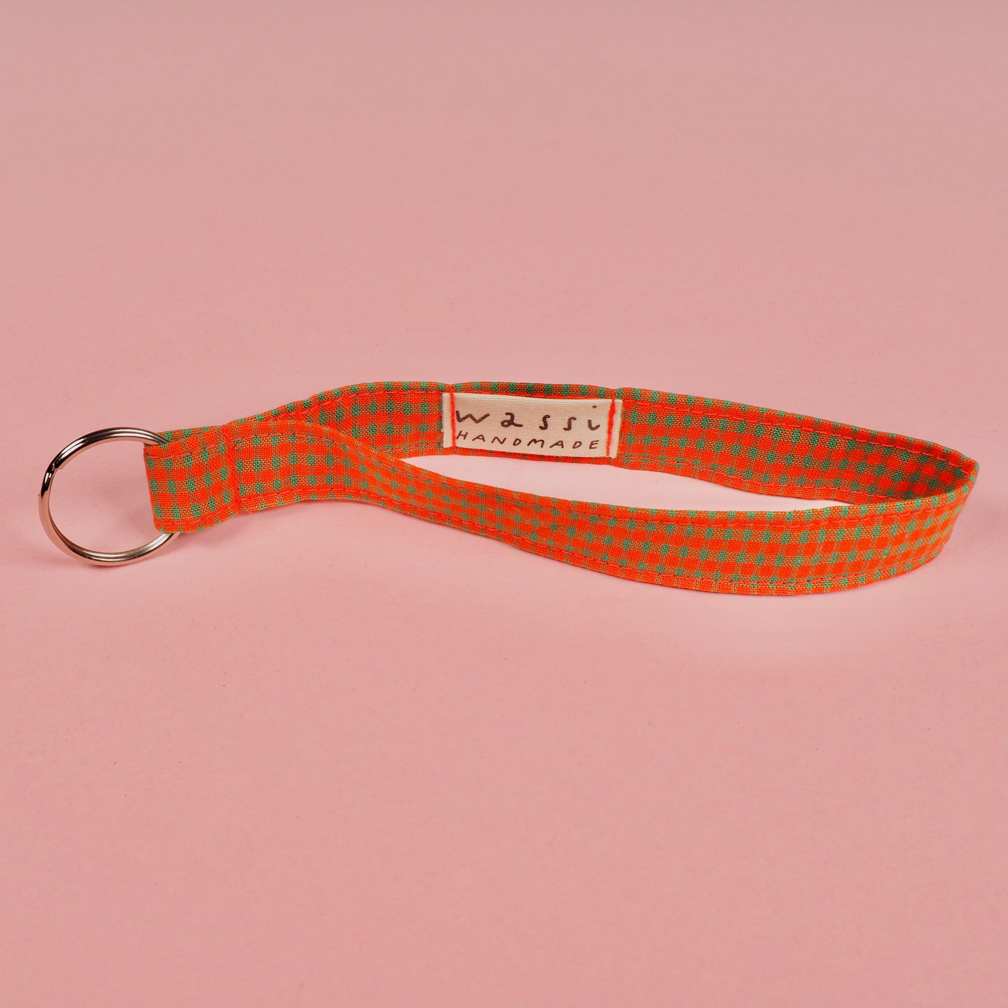 wassi handmade Schlüsselanhänger Kurz (19 cm) Rot kariert