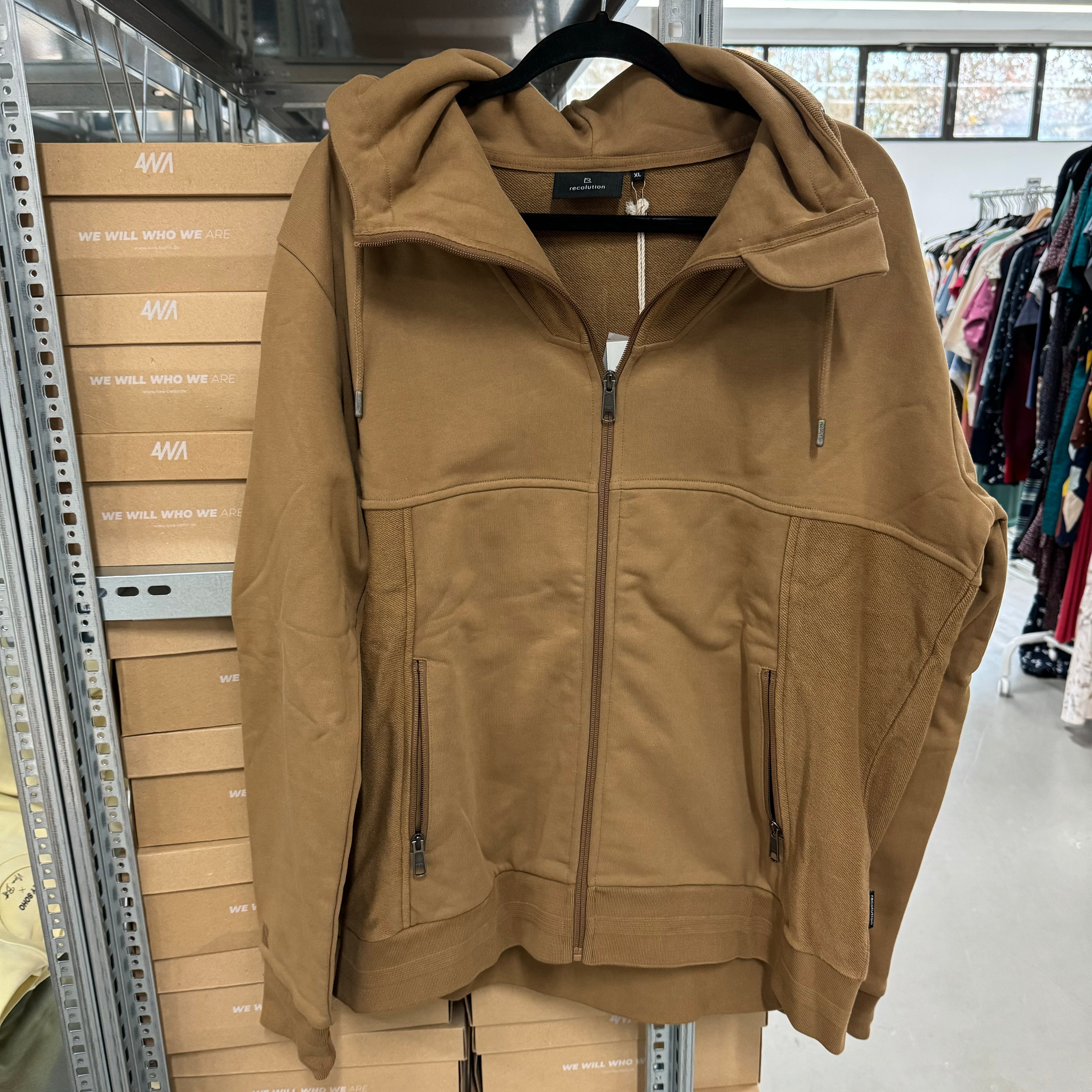 recolution Herren Sweatjacke mit Kapuze "Pandorea" - Braun / XL