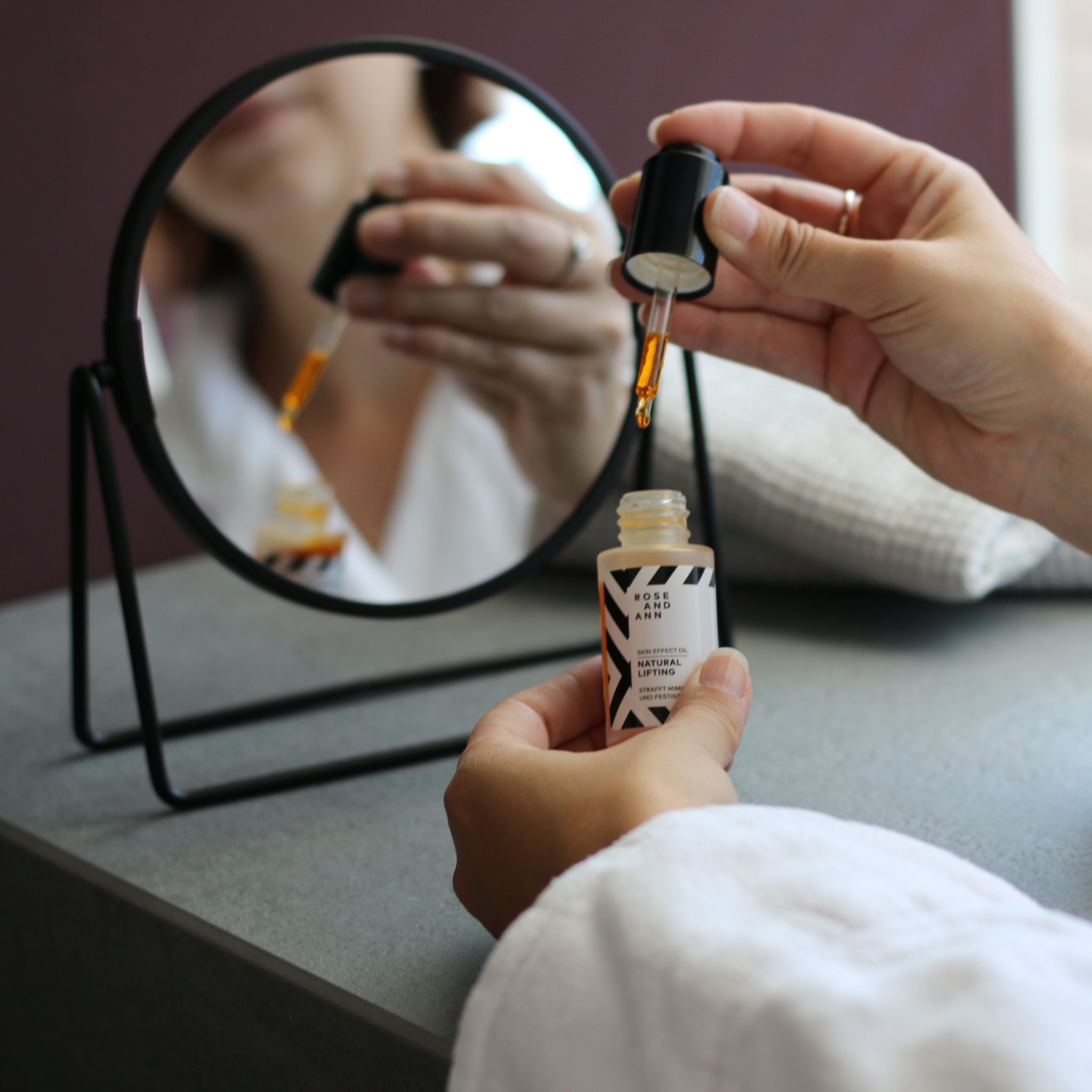 Rose and Ann Bio-Wildrosenöl "Skin Effect Oil Natural Lifting" 15 ml