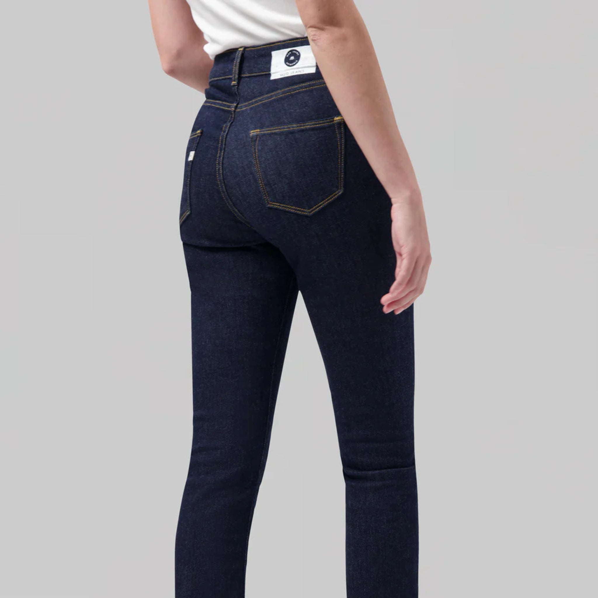 MUD JEANS Regular Jeans "Swan"