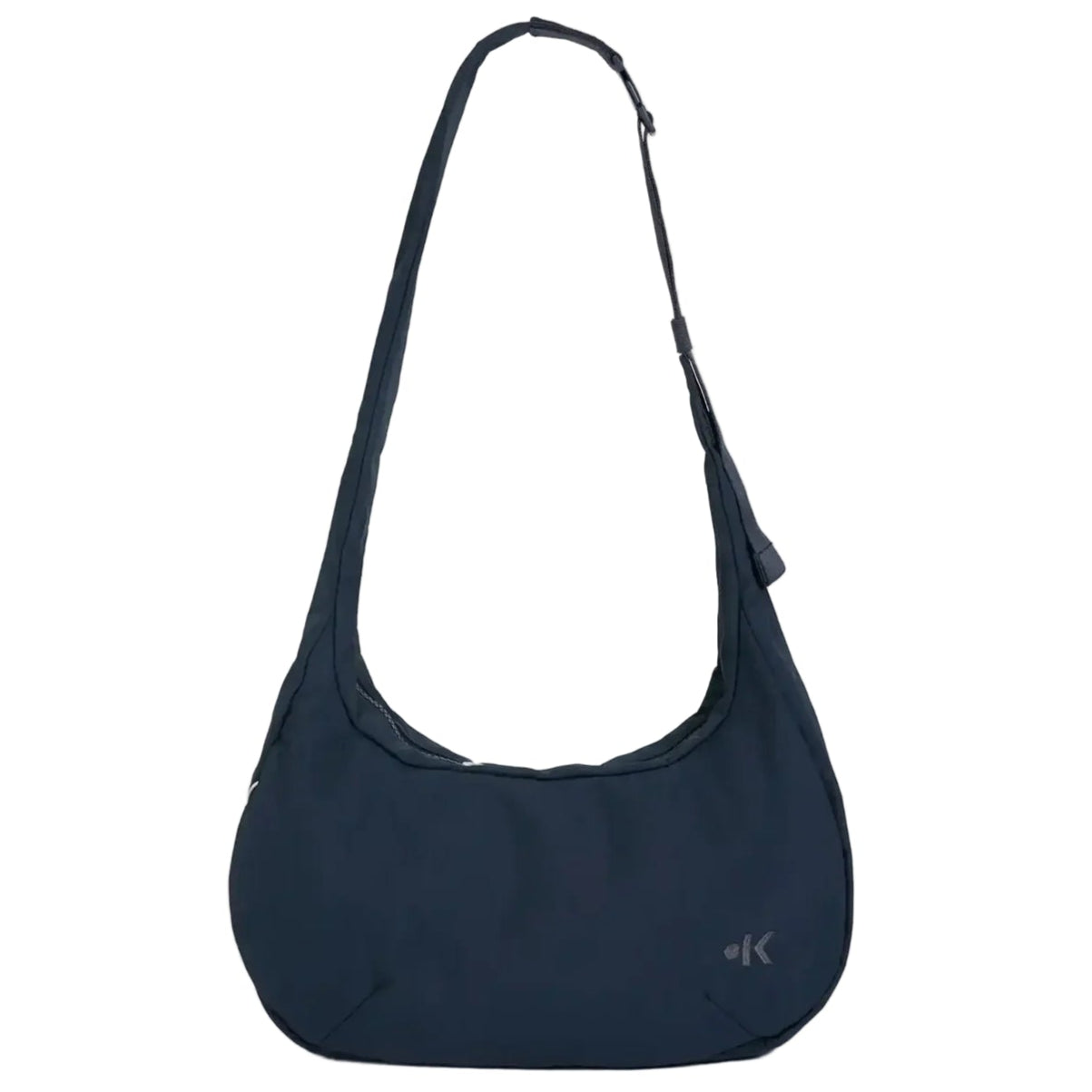 Eine marineblaue Umhängetasche mit verstellbarem Riemen und einem einfachen, minimalistischen Design auf weißem Hintergrund.