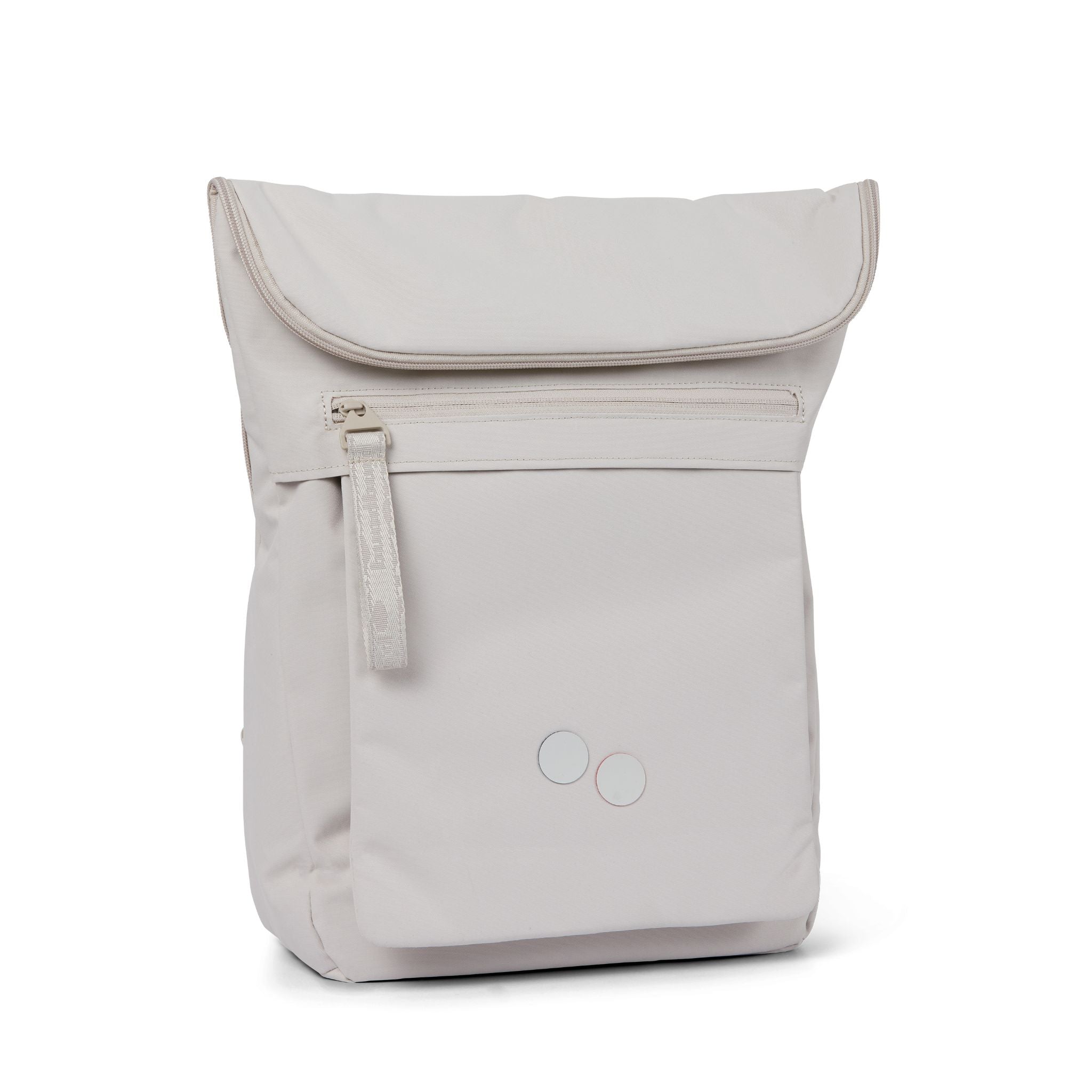 Grauer Minimalistischer Rucksack mit Klappverschluss und Reißverschlussfach vorne, verziert mit zwei kleinen Kreisen.