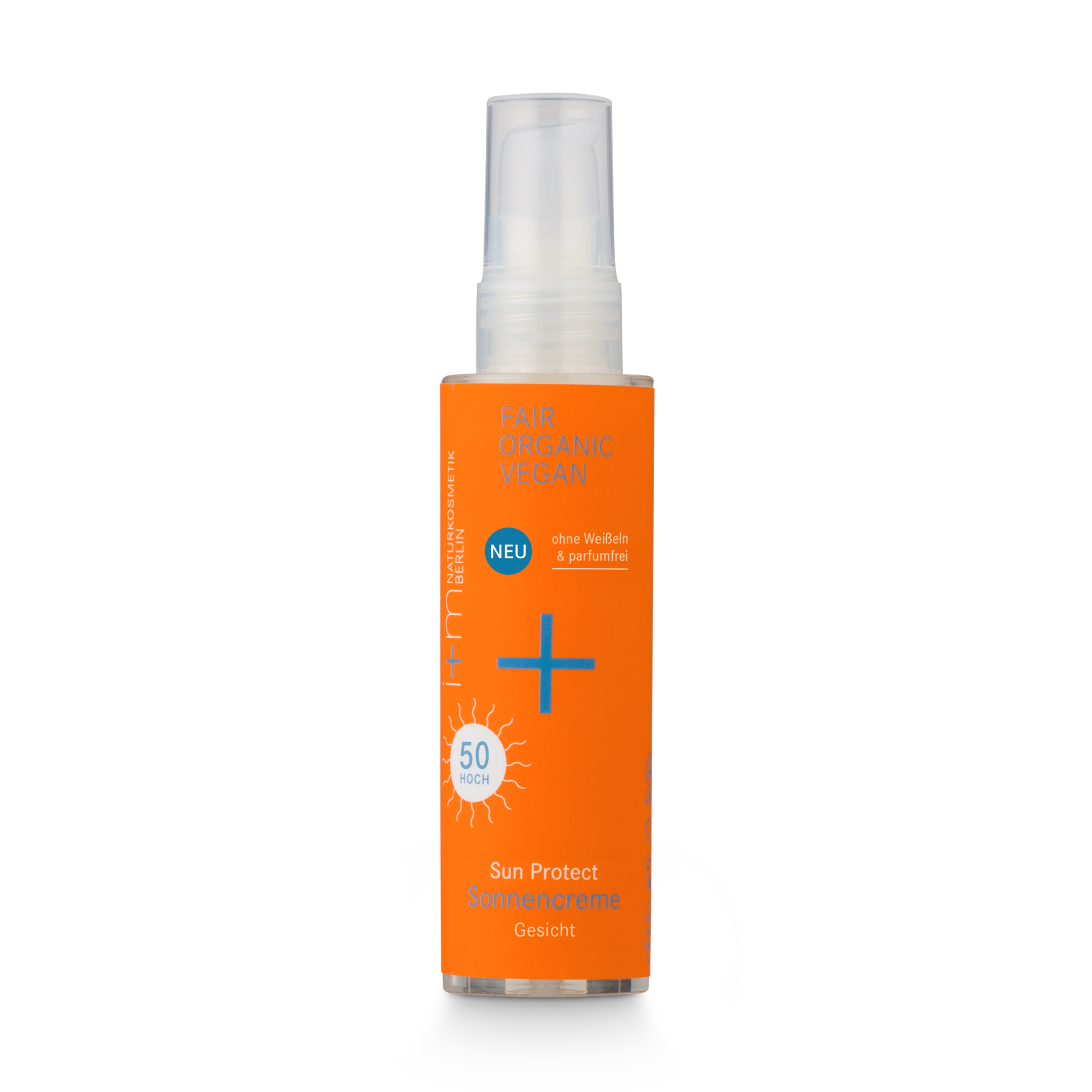 Eine orangefarbene Flasche Sun Protect Sonnenschutzmittel für das Gesicht, gekennzeichnet als fair, biologisch und vegan, mit SPF 50. Die Flasche verfügt über einen Pumpspender und Text in Deutsch und Englisch.