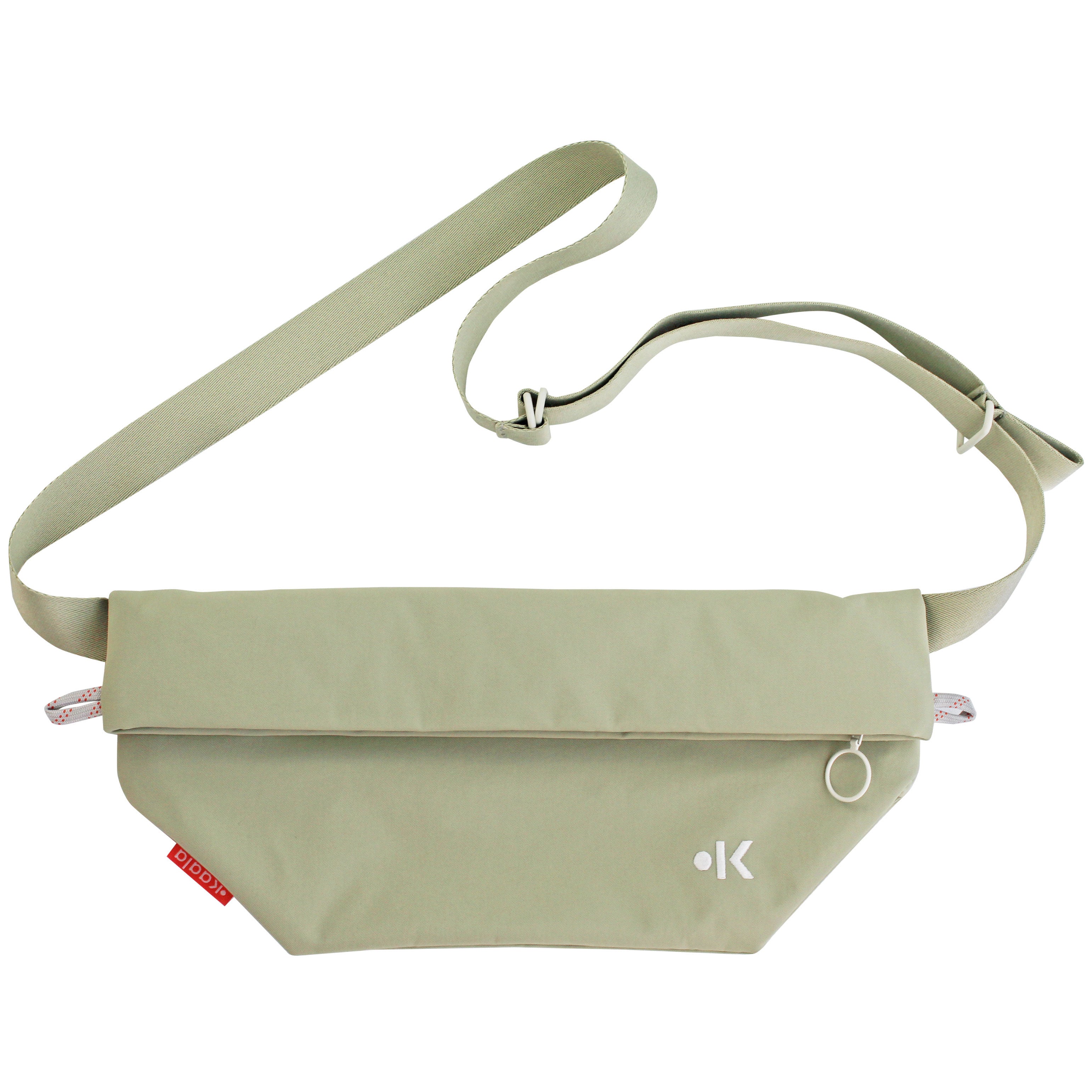 Hellgrüne Gürteltasche mit verstellbarem Schulterriemen und Reißverschluss, auf weißem Hintergrund fotografiert.