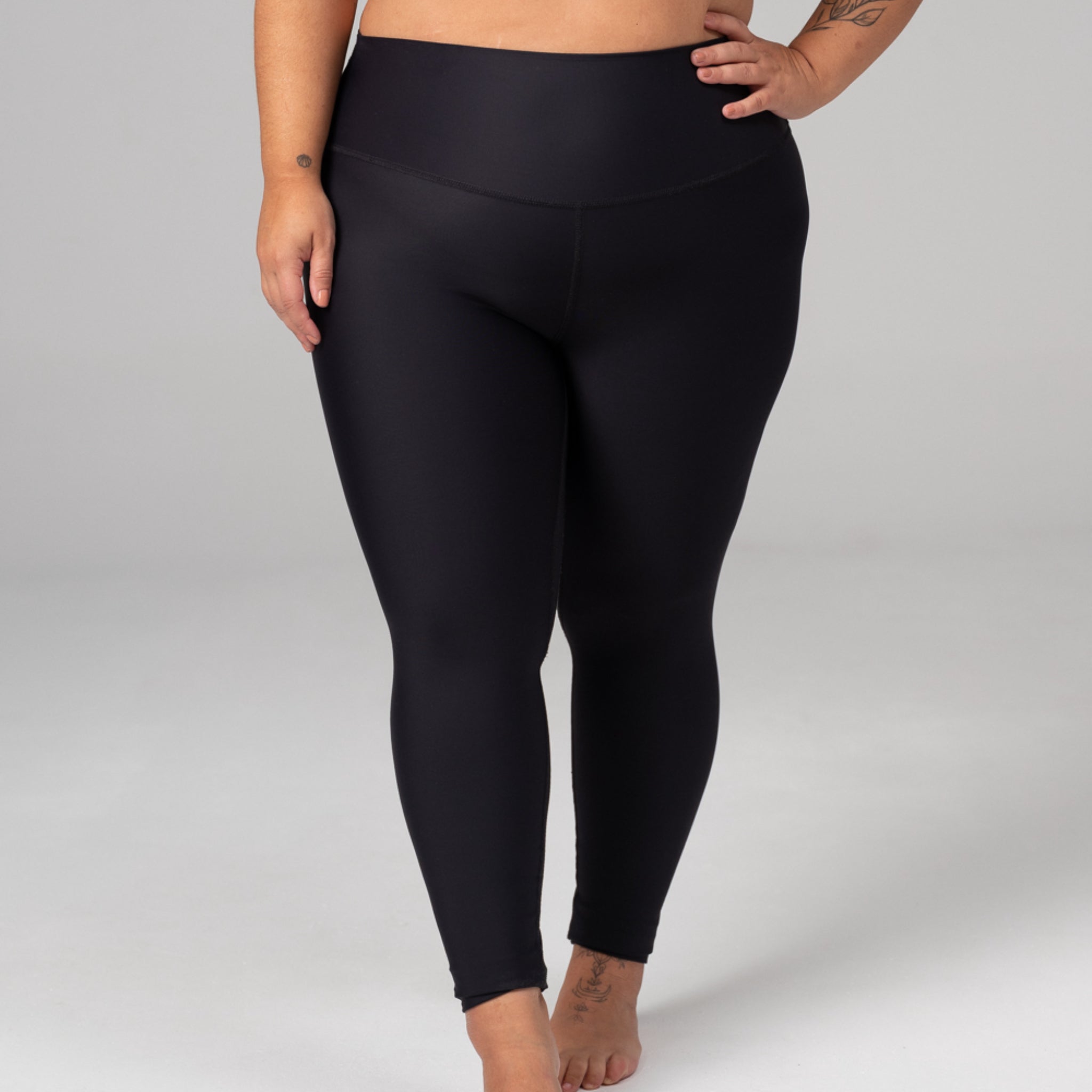 Gains and Roses Performance Tights