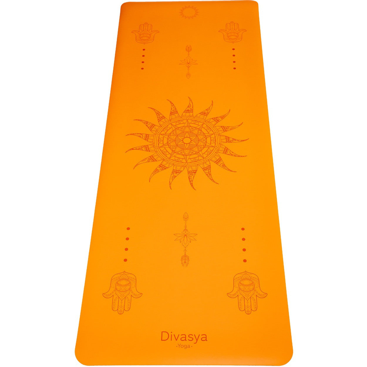 Orange Yogamatte mit Sonnendesign und Hamsa-Symbolen verziert, darunter der Schriftzug "Divasya Yoga".