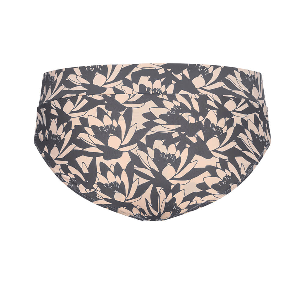 Bikini-Unterteil mit schwarzem Blumenmuster auf beigefarbenem Hintergrund, Rückansicht.