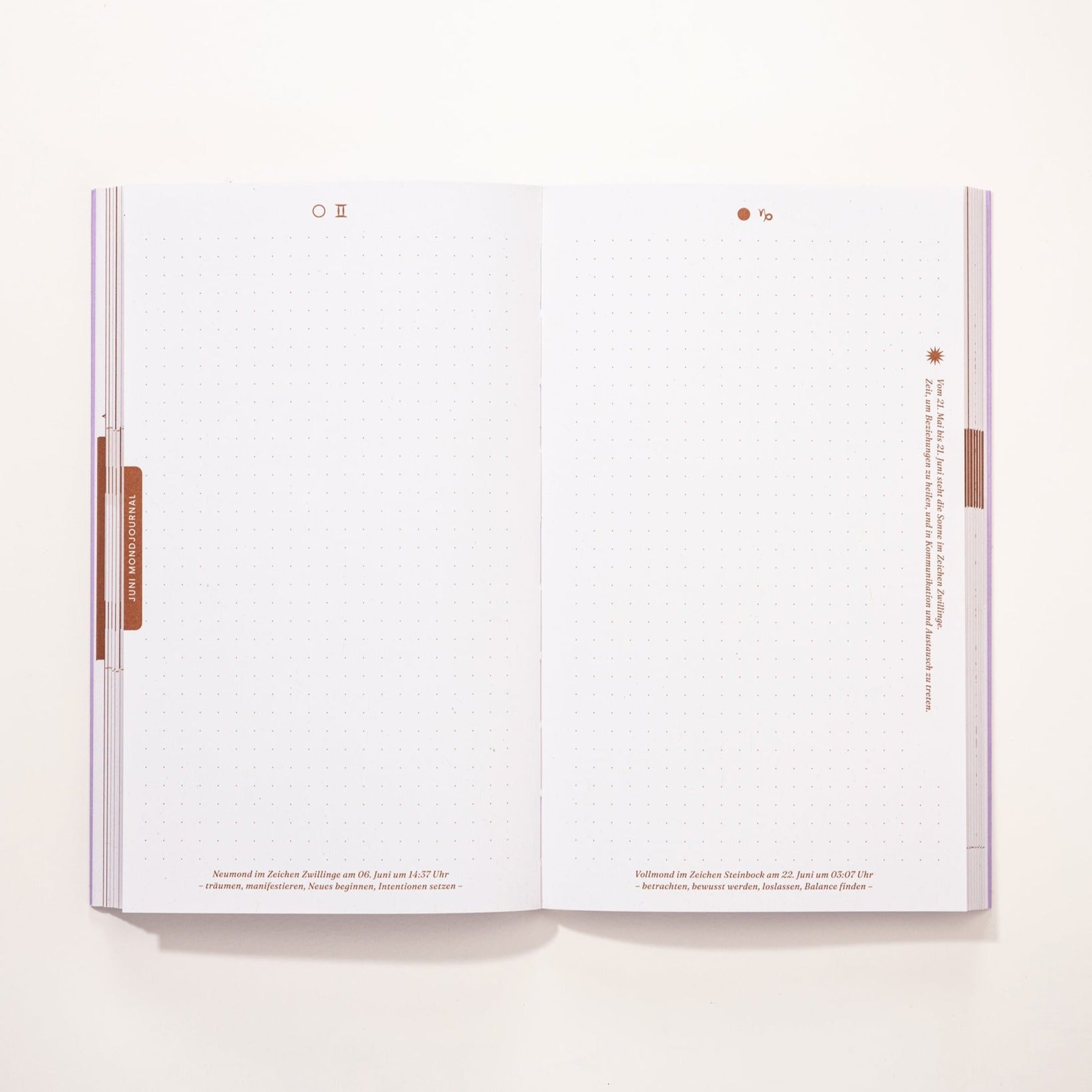 Candrakala Yoga-Kalender 2024 "Flow to the Moon"