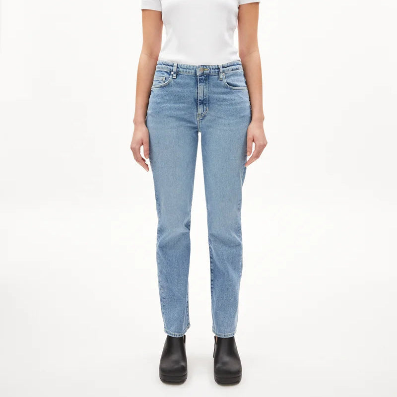 ARMEDANGELS Damen Straight Jeans 5 Pockets "CARENAA" Easy Blue 26 32