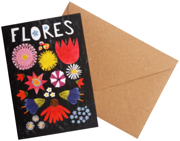 Eine bunte Grußkarte mit verschiedenen illustrierten Blumen und dem Wort FLORES auf schwarzem Hintergrund, neben einem braunen Umschlag.