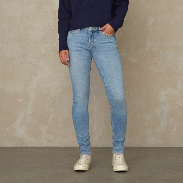 Kings of Indigo Modal Light Jeans "Juno Eco Steven" Blau