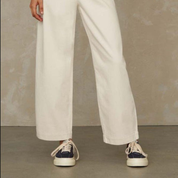 Kings of Indigo Cropped Jeans "Leila"
