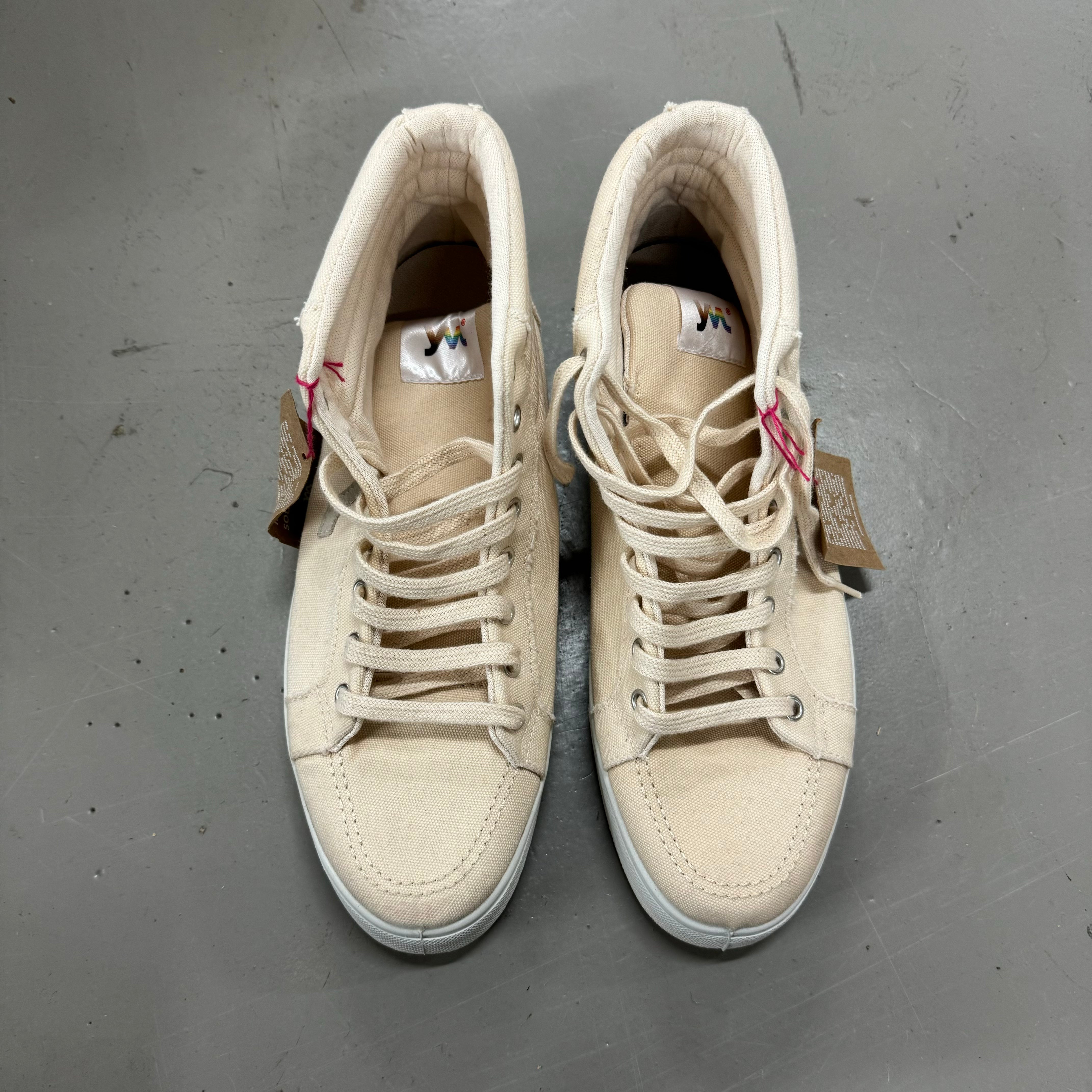 Youmans Unisex Canvas Sneaker "Manatee" Beige