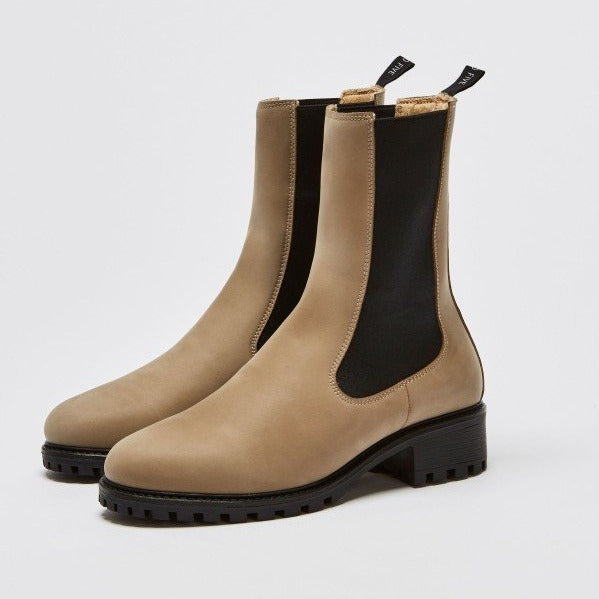 Nine to Five High Chelsea Stiefel "Saxa"