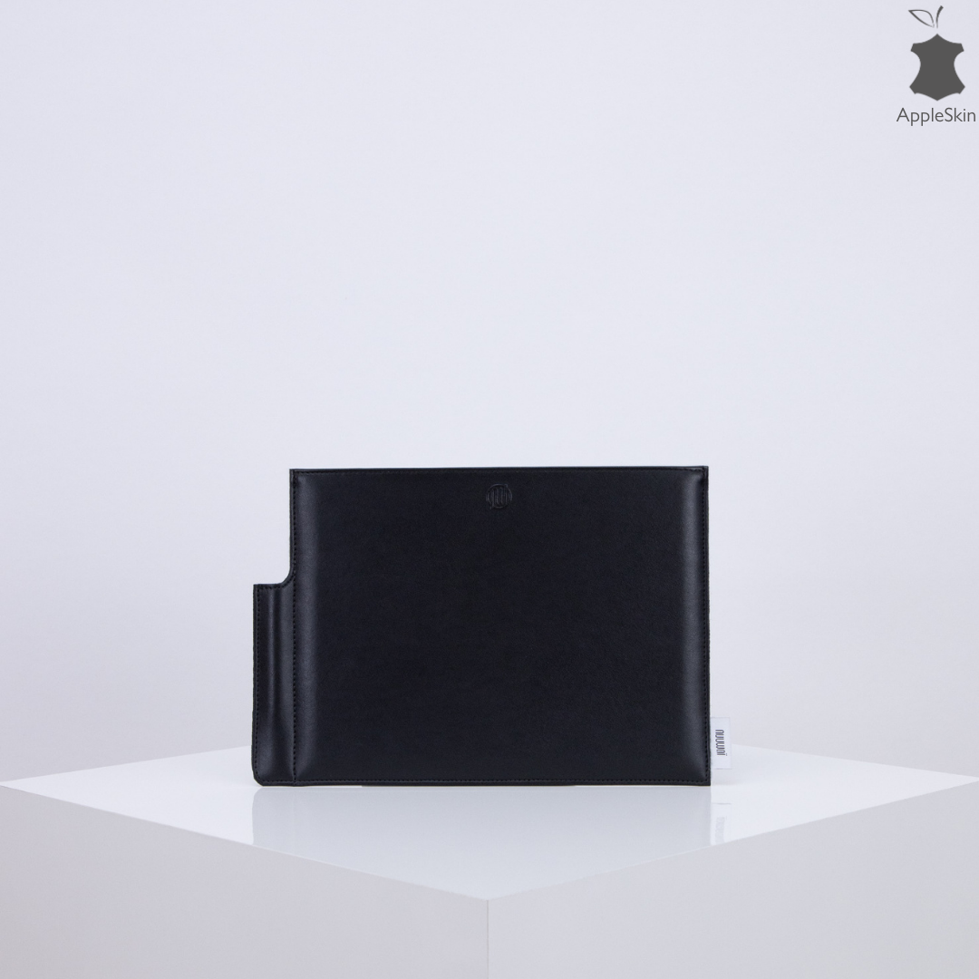 nuuwai Veganes Tablet Sleeve "IZZY" Night Black