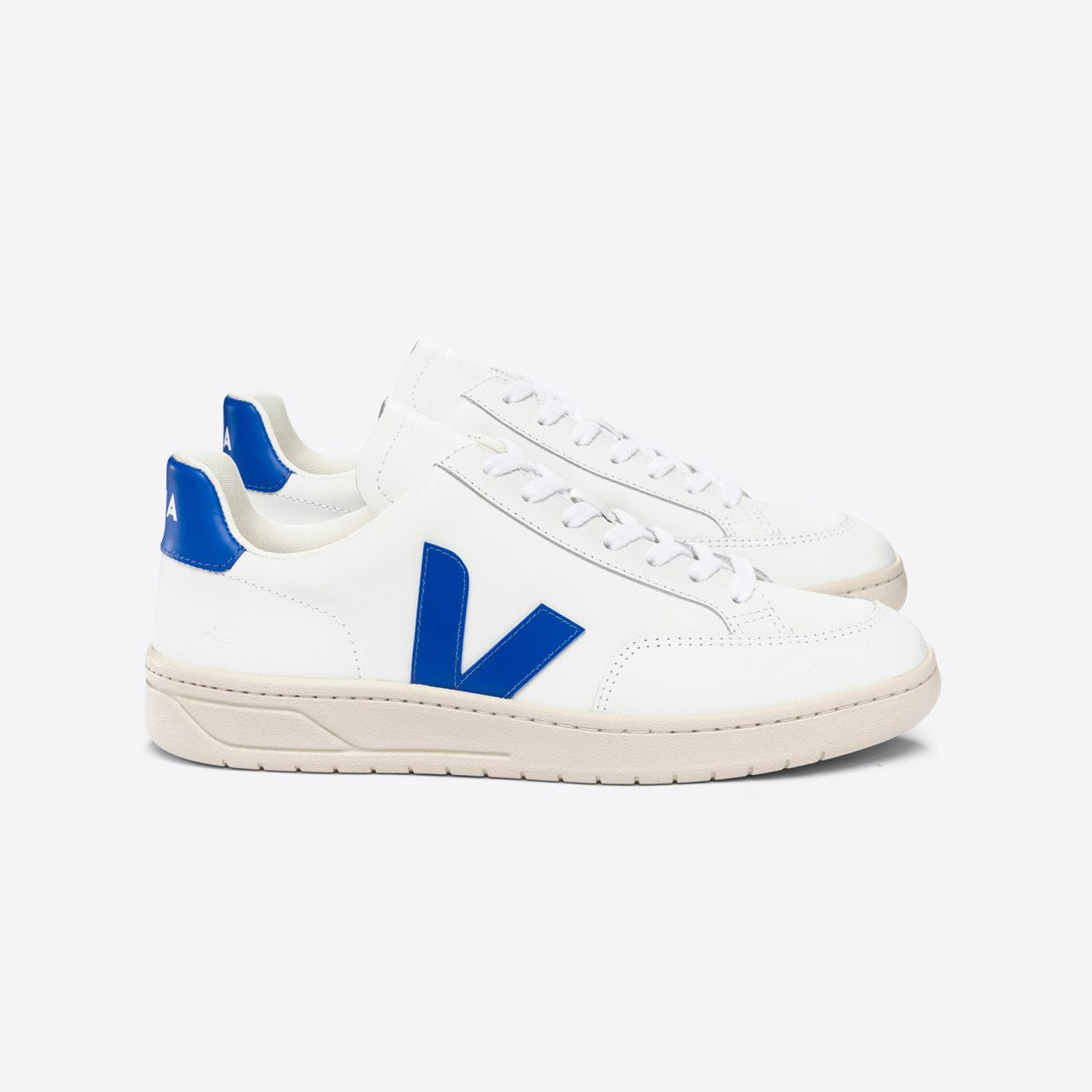 VEJA Sneaker "V-12 LEATHER" Weiß (Extra White Paros) 42