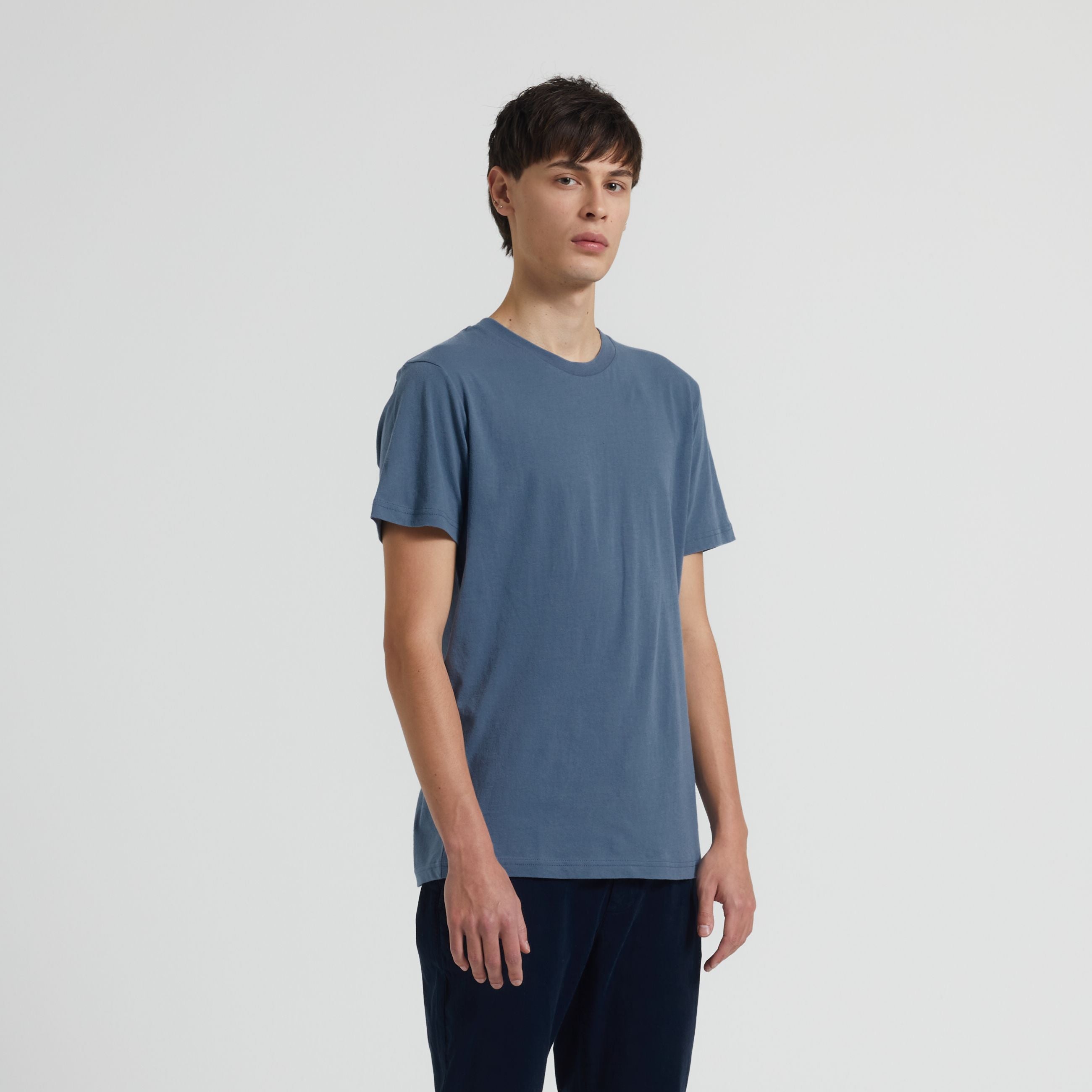 By Garment Makers T-Shirt "The Organic Tee" S Blau (China Blue)