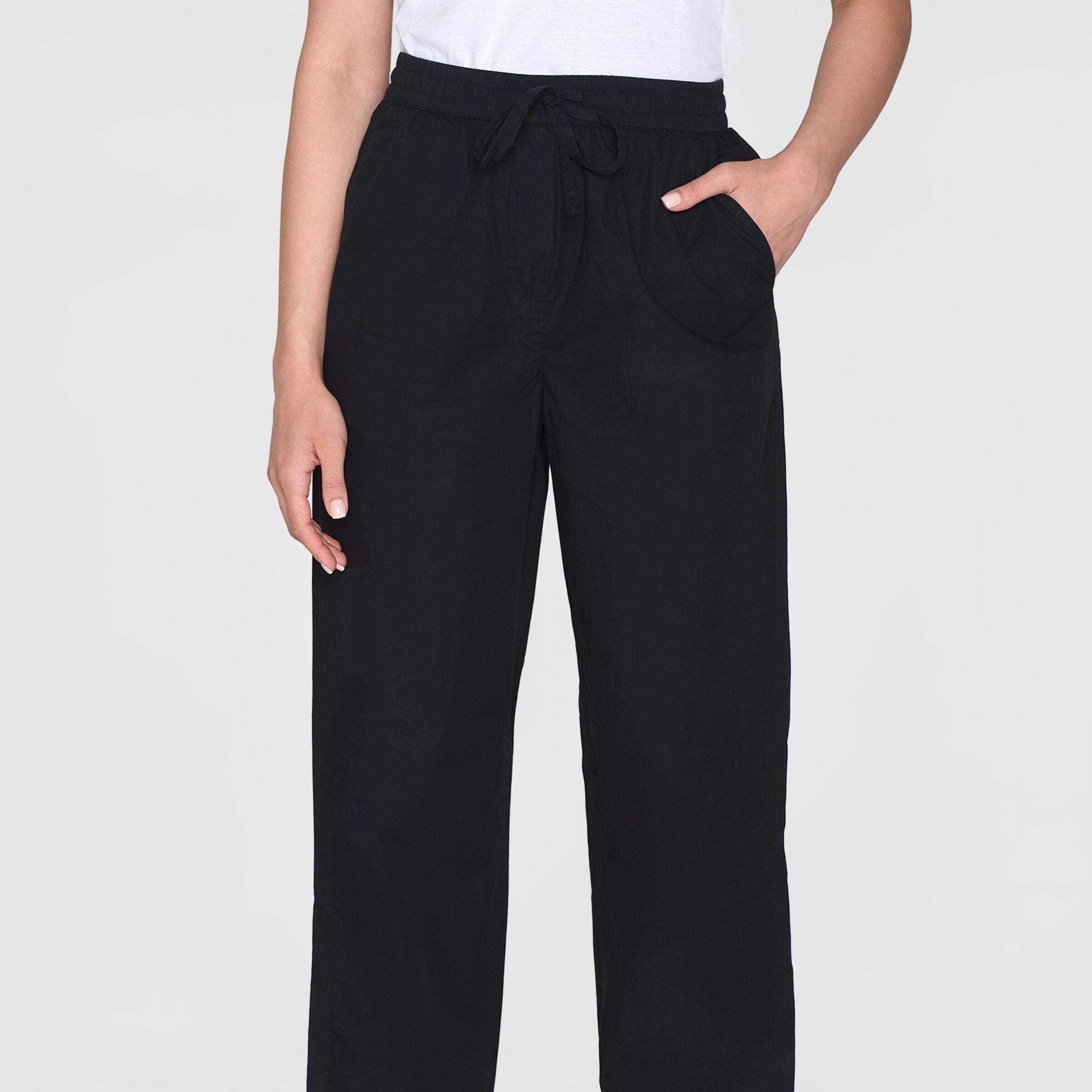 KnowledgeCotton Apparel Pants High-RIse "CHLOE" Schwarz (Black Jet)