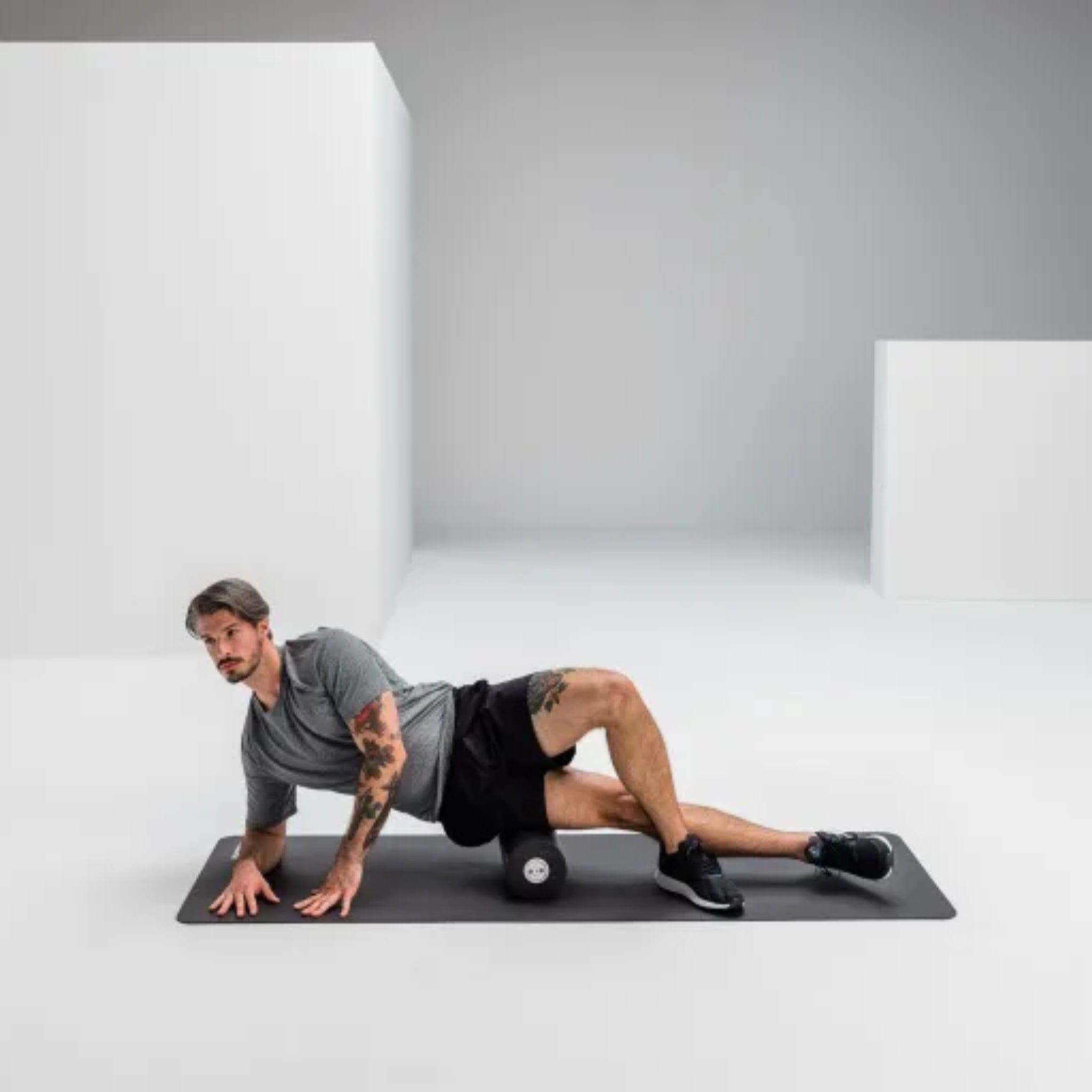BLACKROLL® Faszienrolle mit Vibration "BOOSTER SET SLIM"
