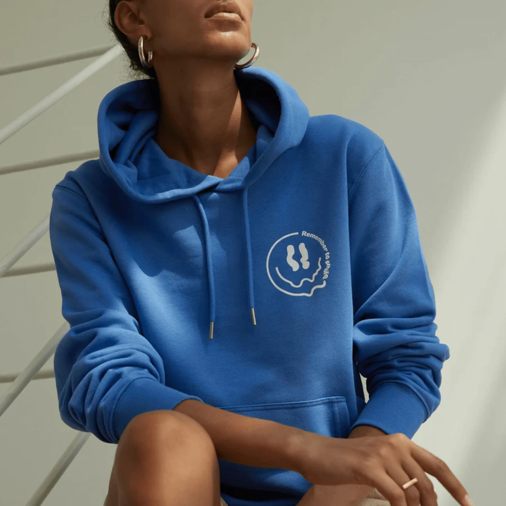 hey soho Hoodie "Remember to smile"