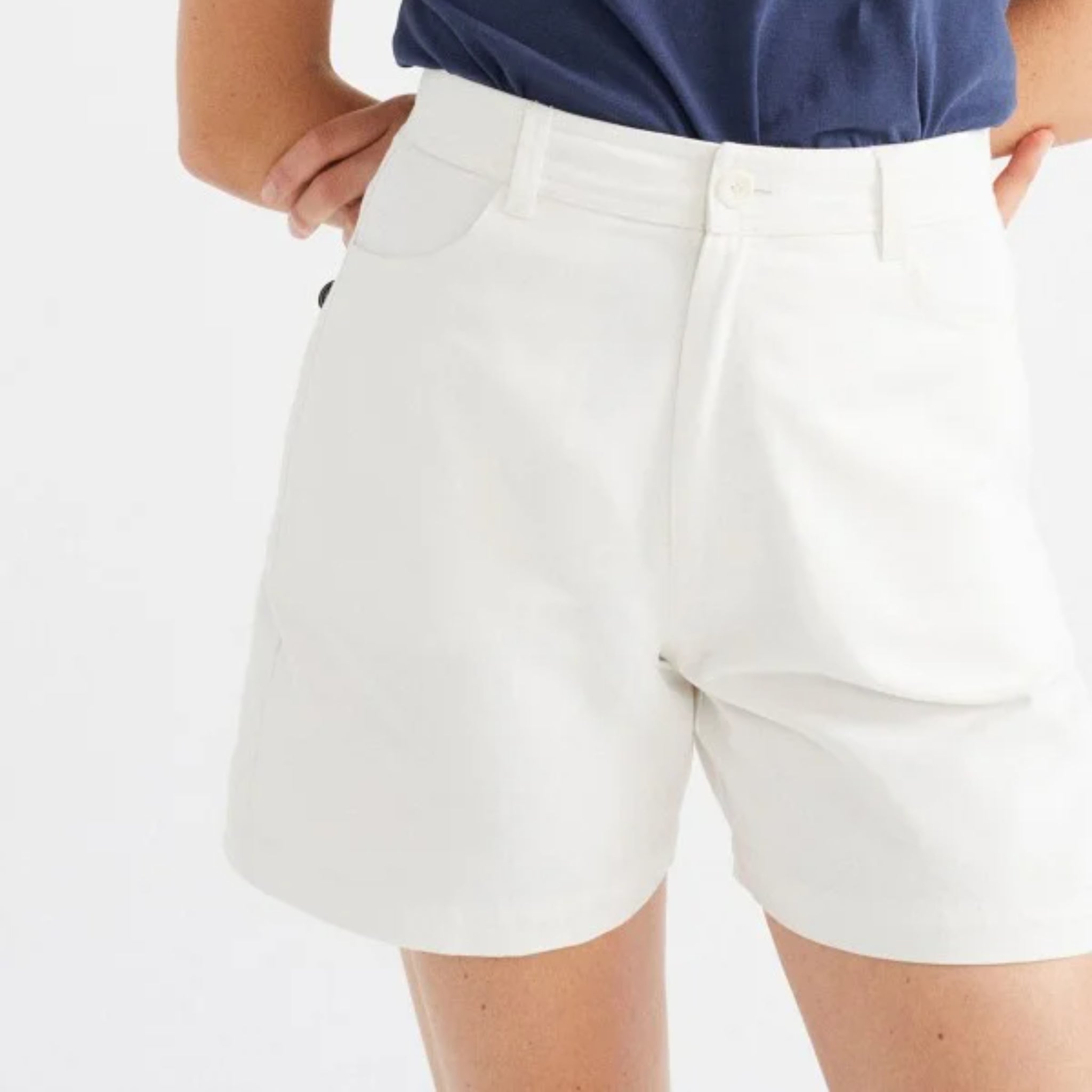 Thinking Mu Damen Shorts "Gardenia" Weiß