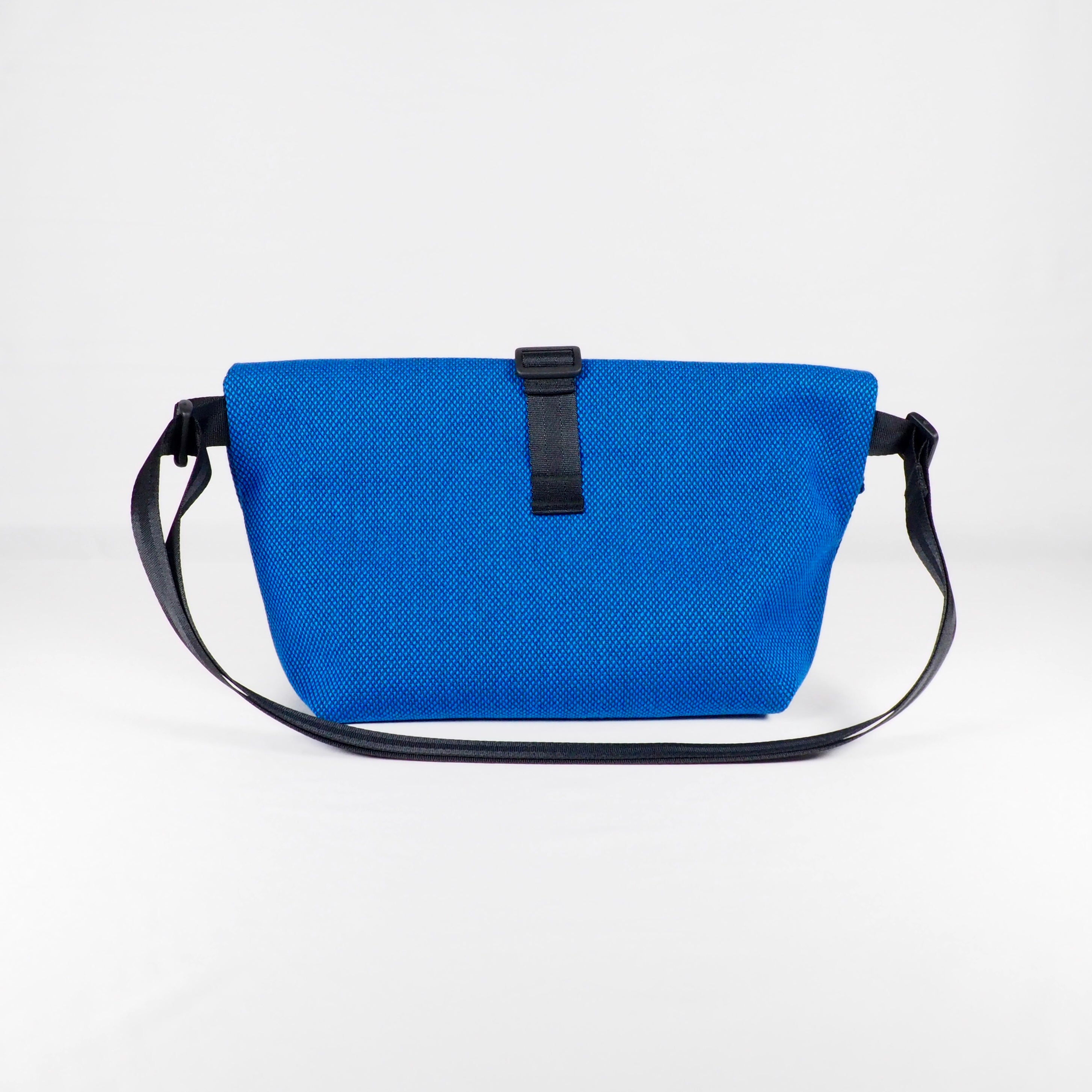 wassi handmade Bauchtasche eckig